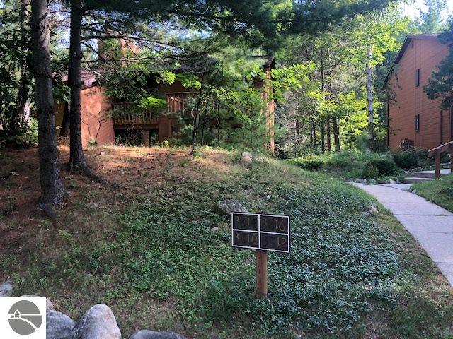 3814 Maid Marian Lane