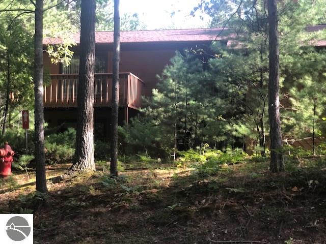 3814 Maid Marian Lane