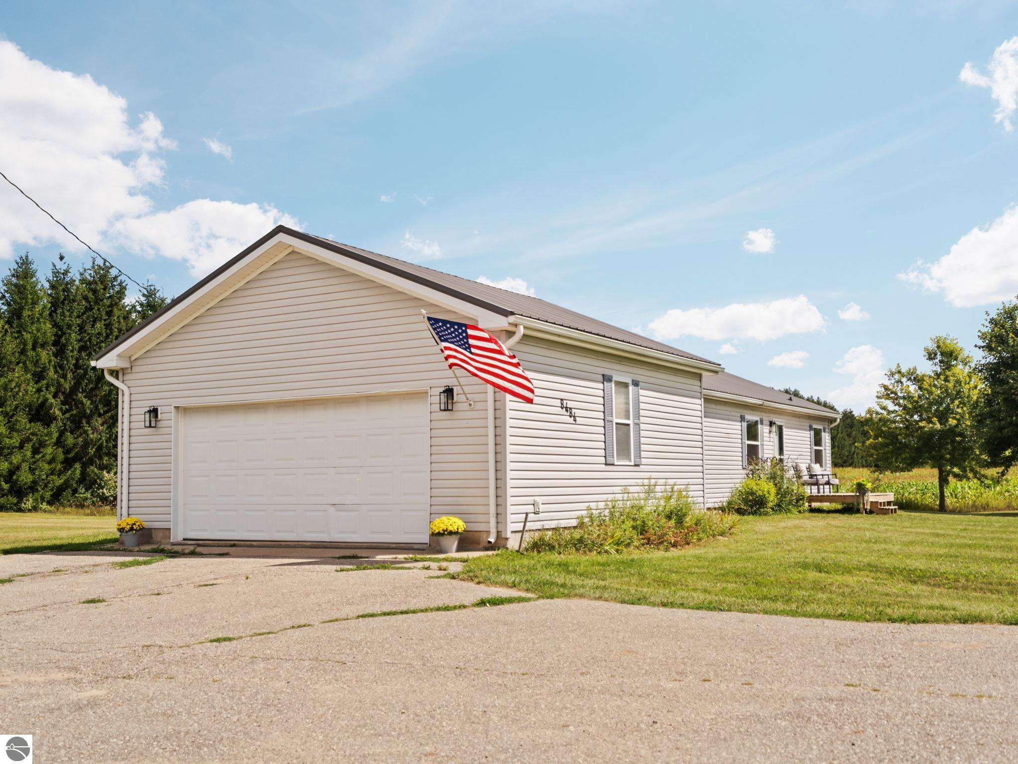 8484 Zue Road
