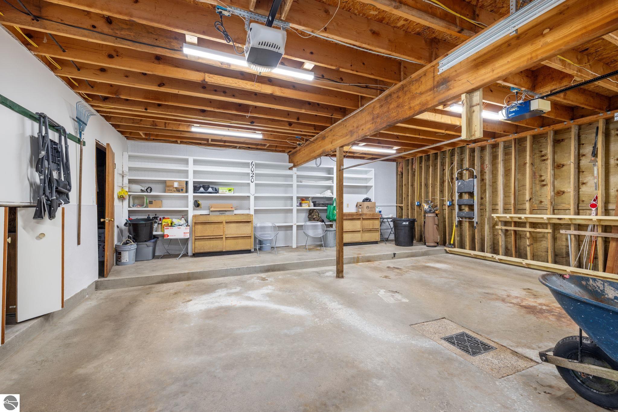6020 E Hackett Drive