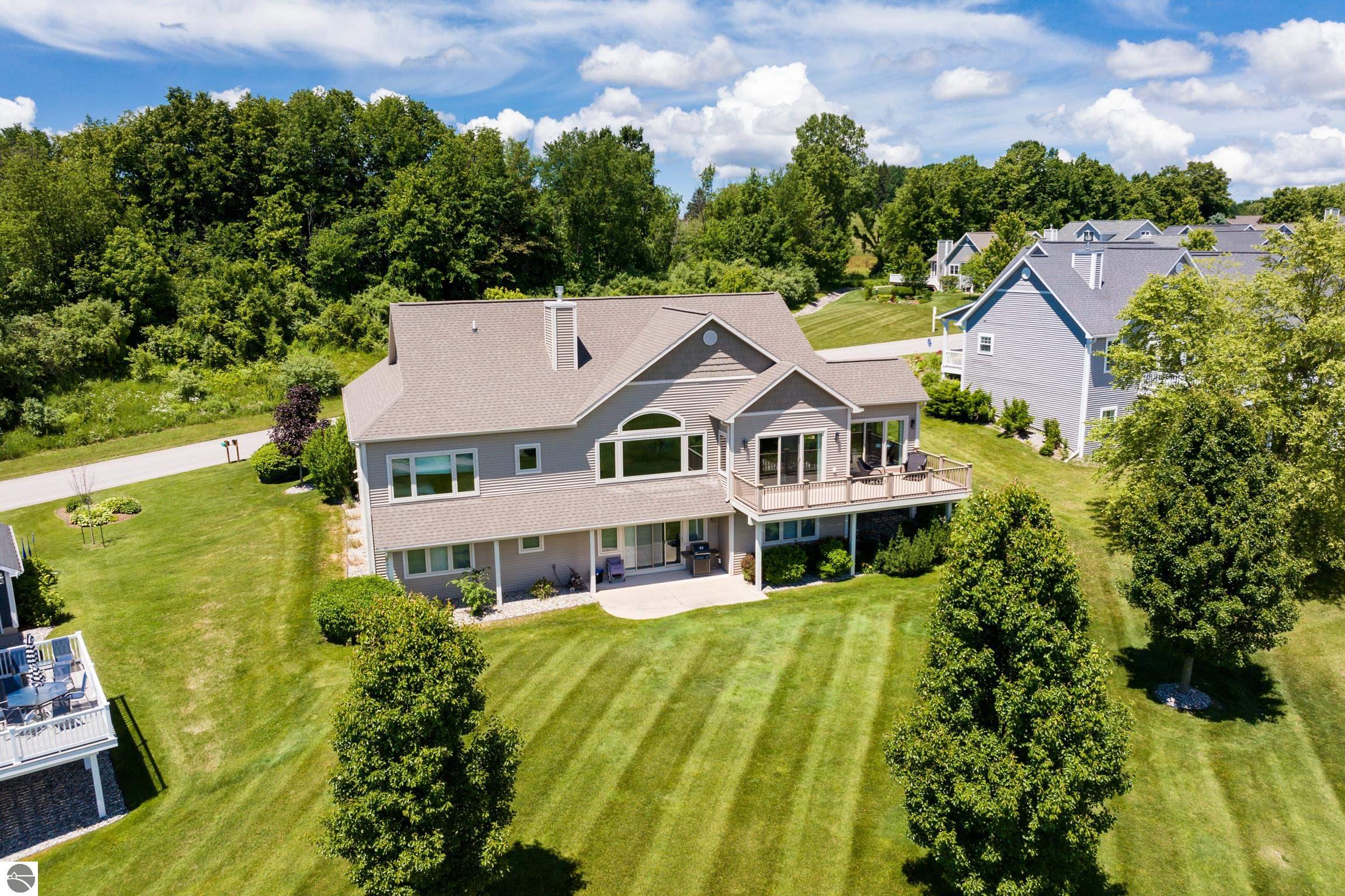 2536 W Crown Drive