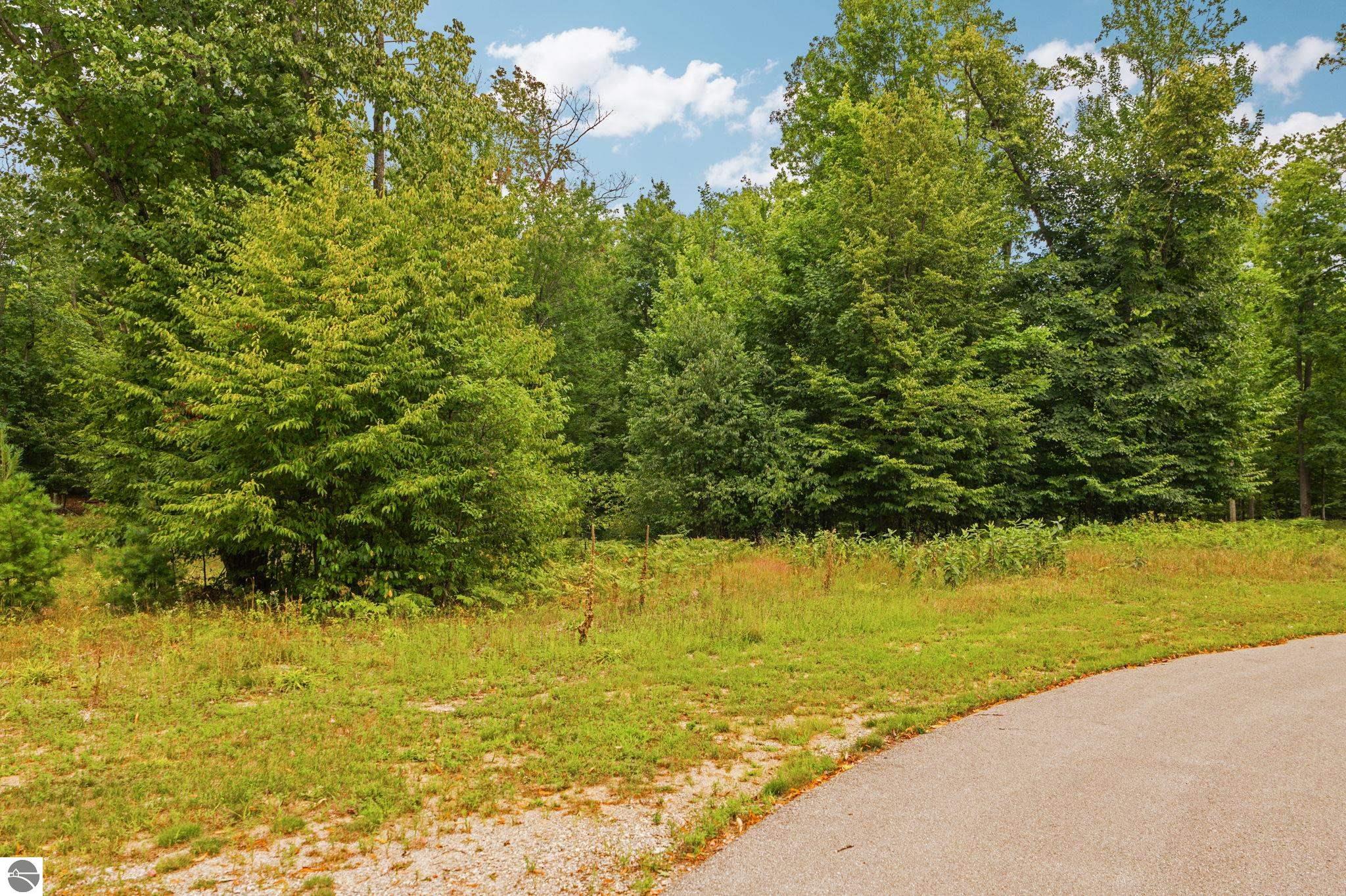 2238 Arbutus Pointe Drive