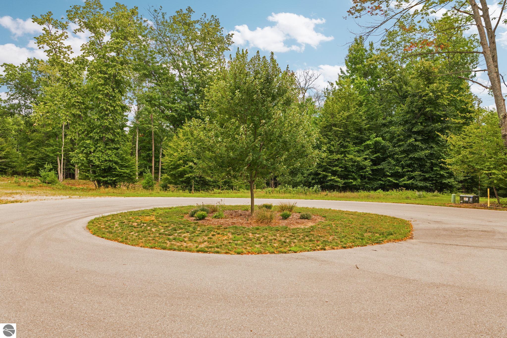 2238 Arbutus Pointe Drive