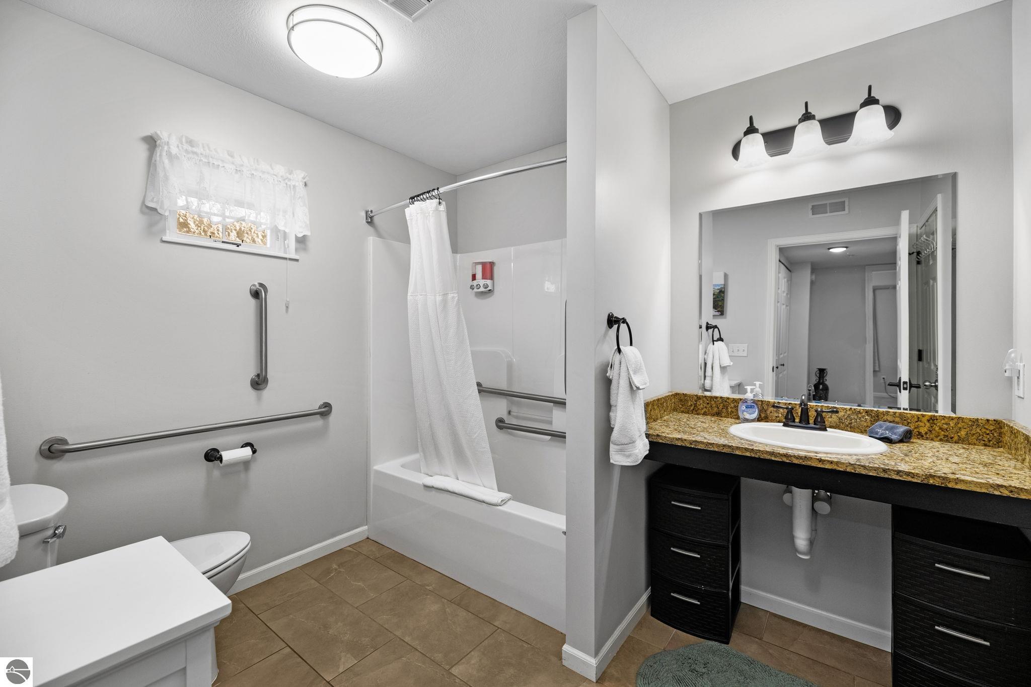 145 E Eighth Street # 109 Unit: #109