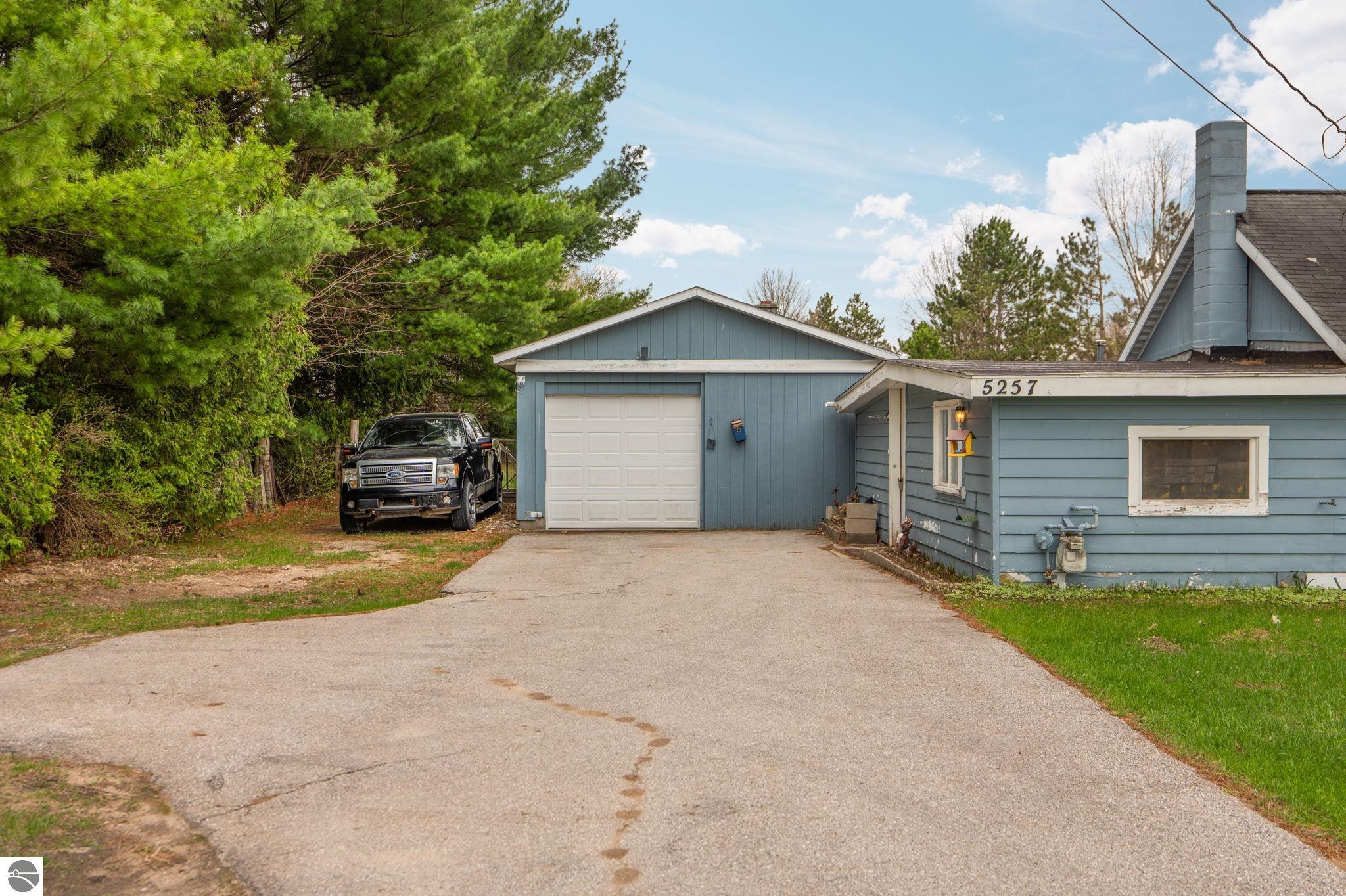 5257 Vance Road