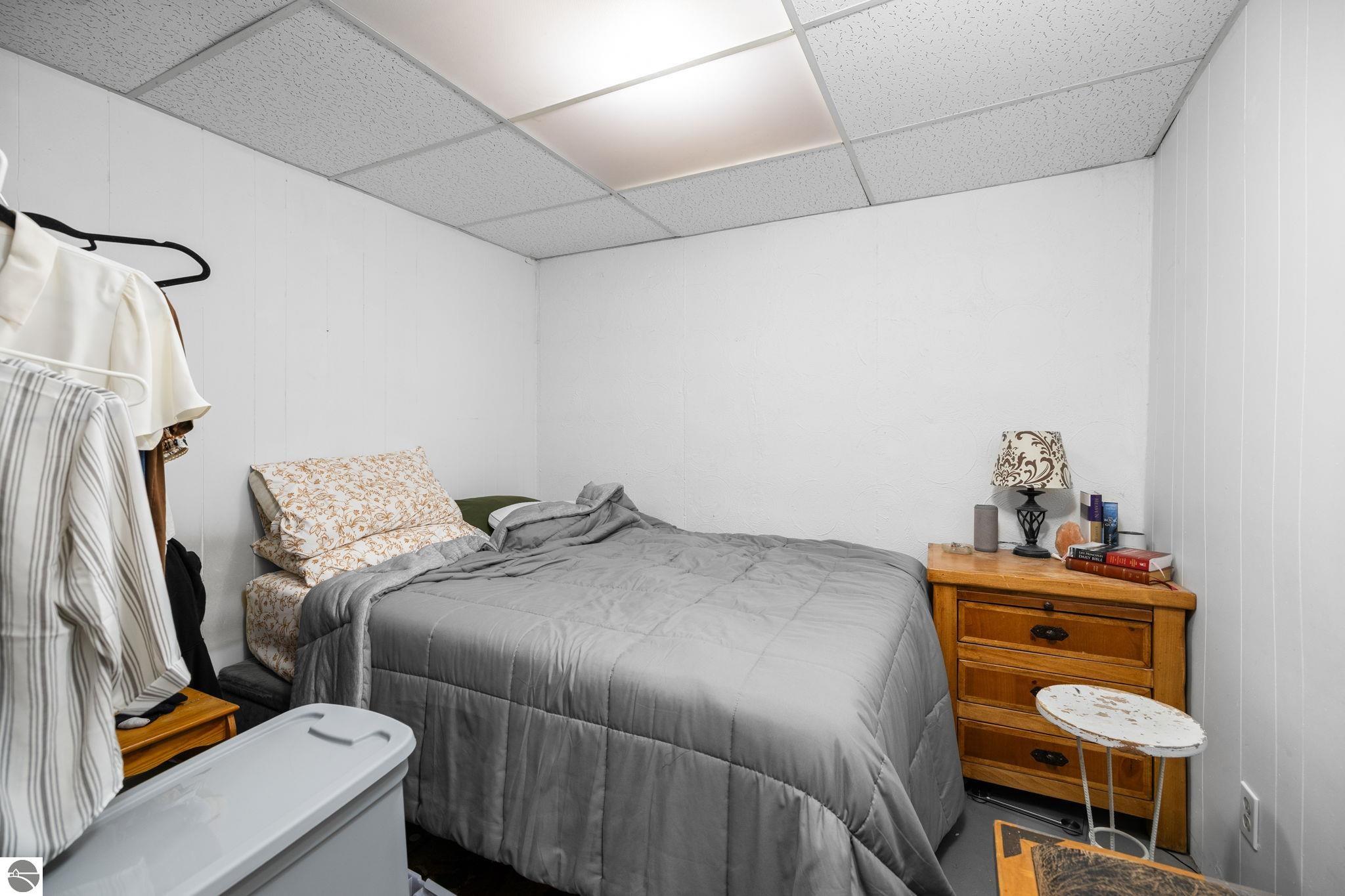 3137 Horseshoe Drive