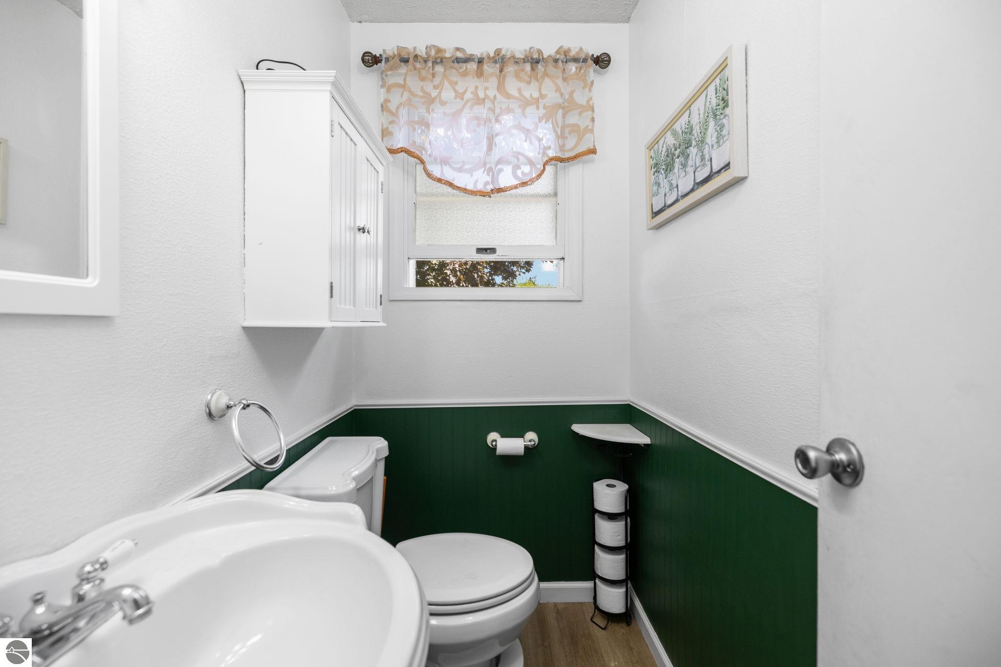 3137 Horseshoe Drive
