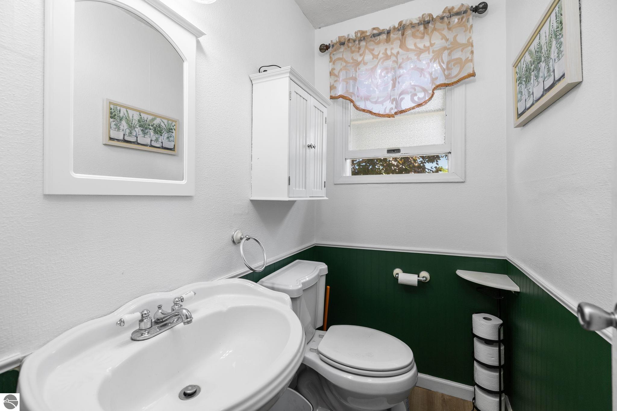 3137 Horseshoe Drive