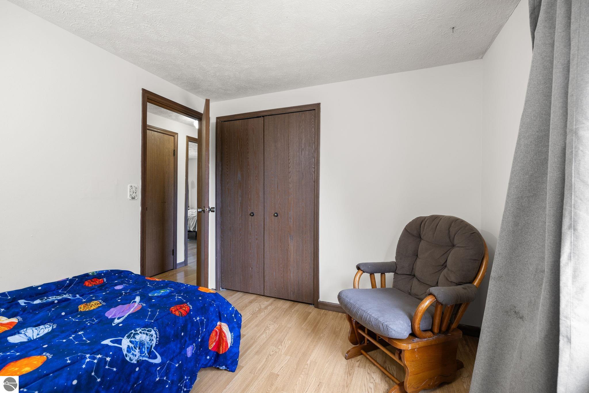 3137 Horseshoe Drive