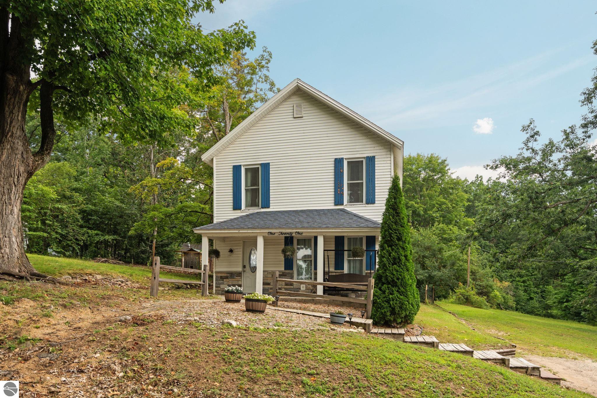 121 Front Street