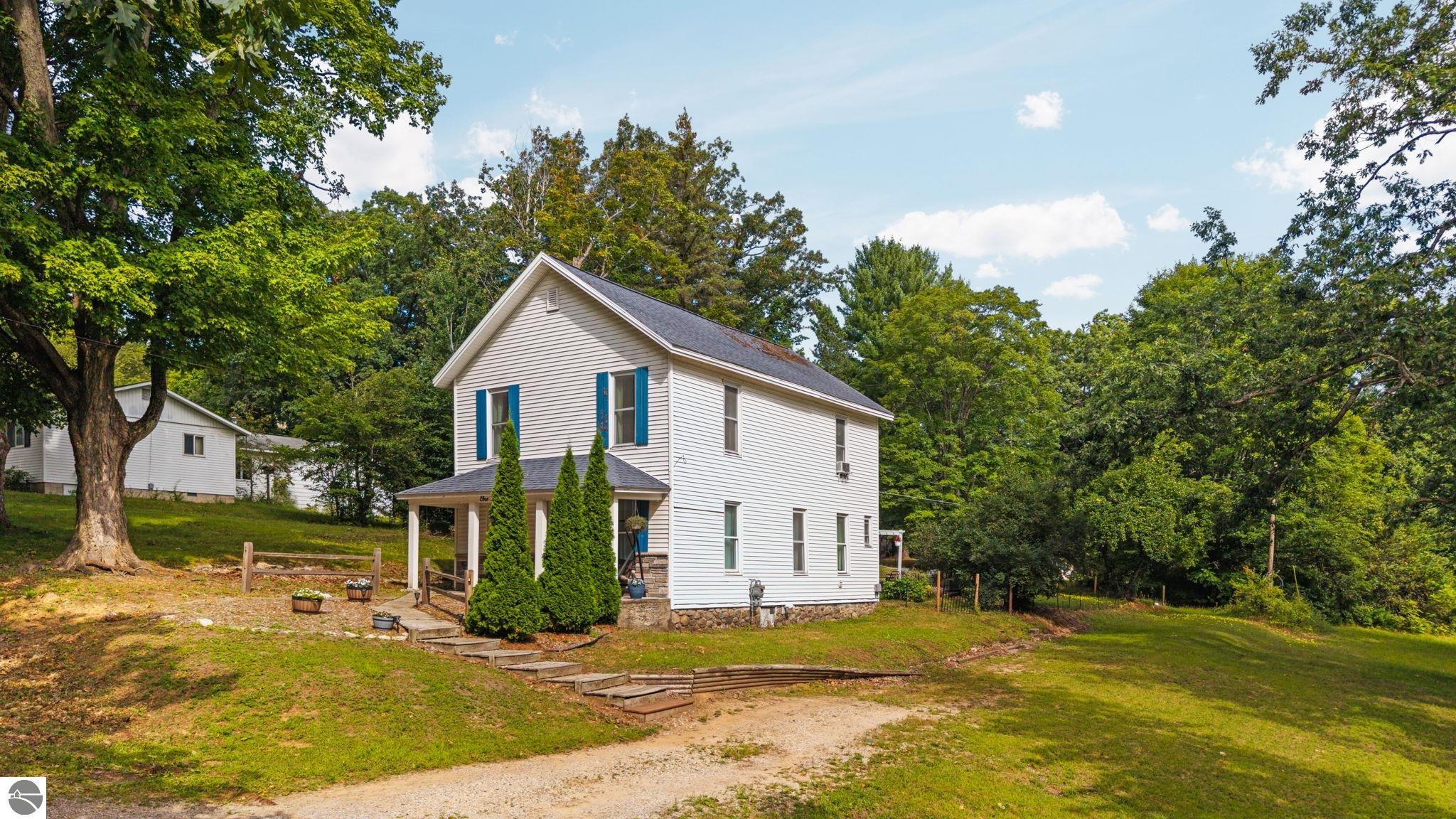 121 Front Street