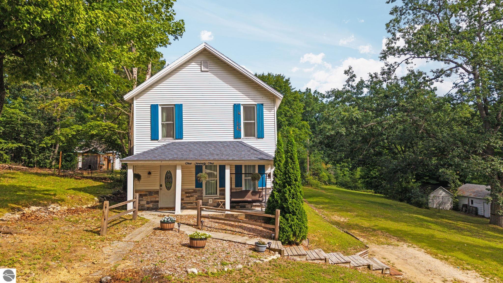 121 Front Street