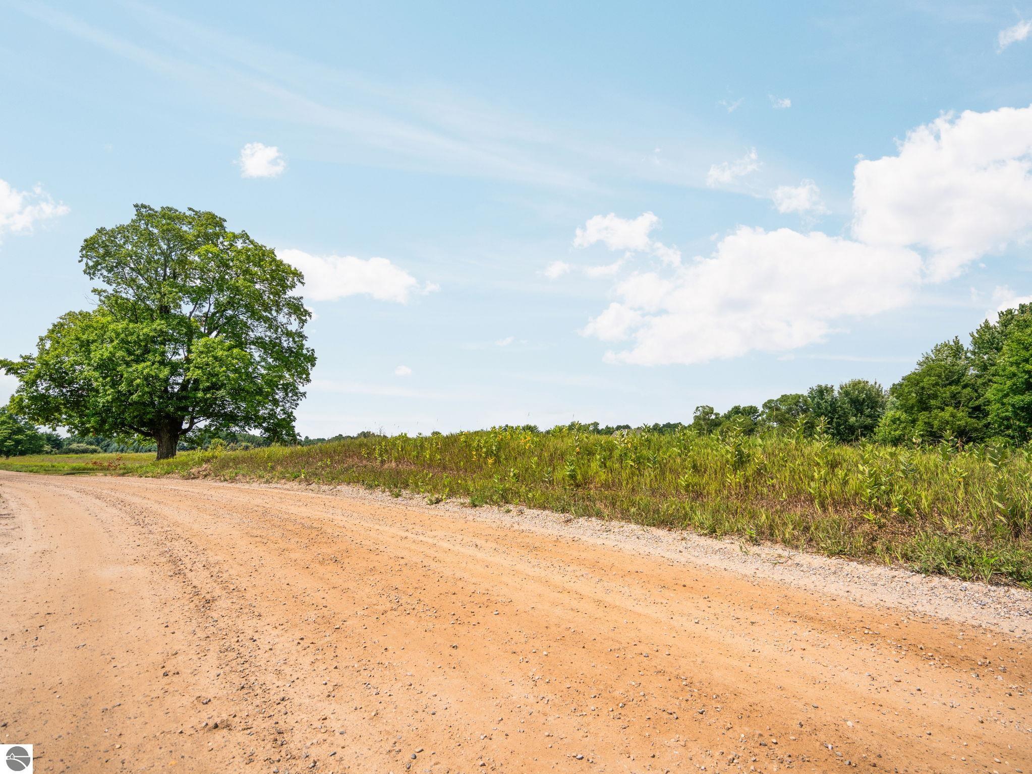 00 Huellmantel Lake Road