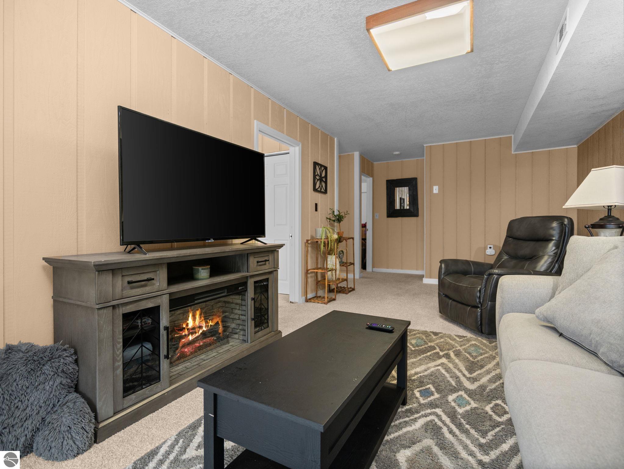 5176 Highland Drive