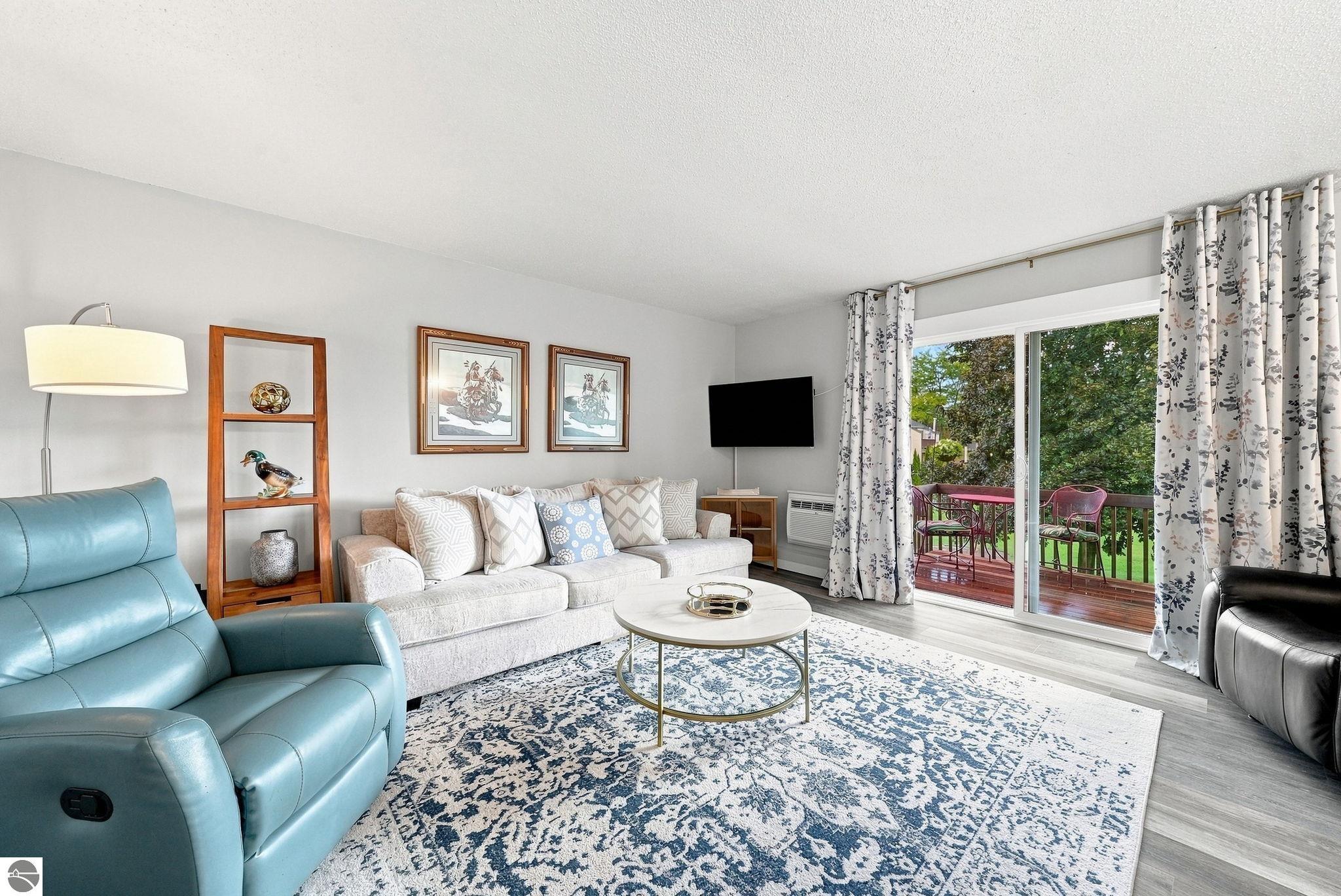 6003 Golfcrest Drive # 7 Unit: #7