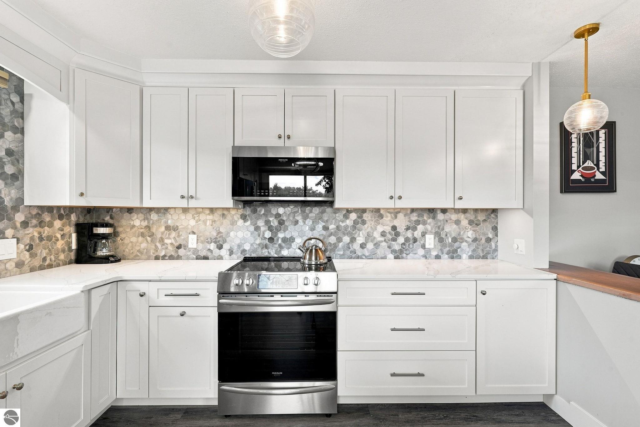 6003 Golfcrest Drive # 7 Unit: #7