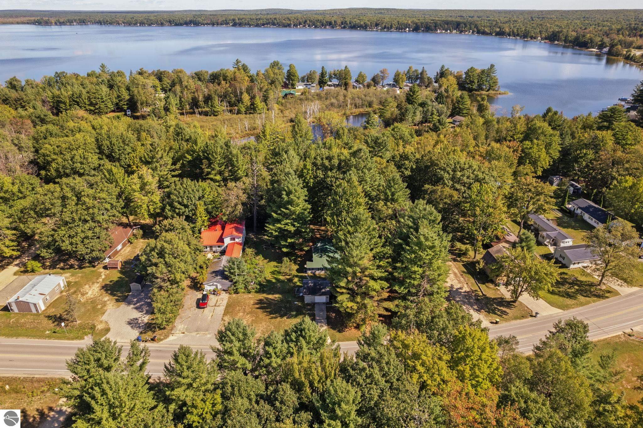 7283 NE County Road 612
