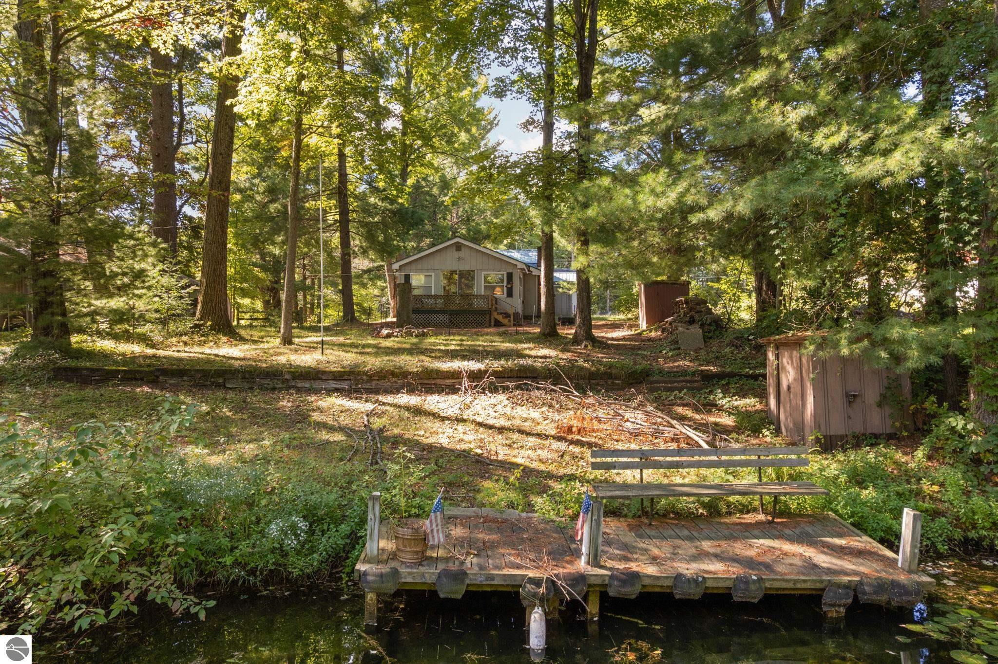 7283 NE County Road 612