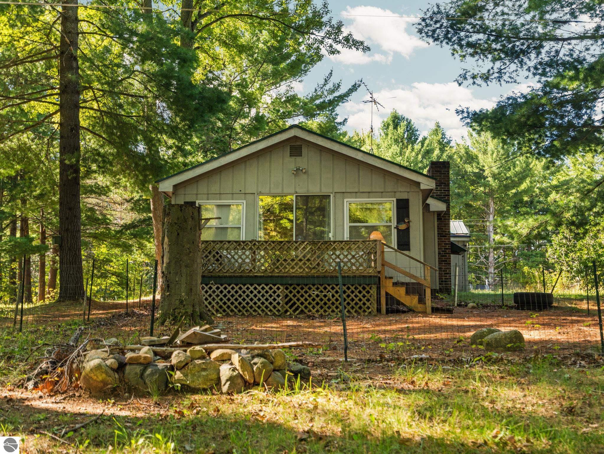 7283 NE County Road 612
