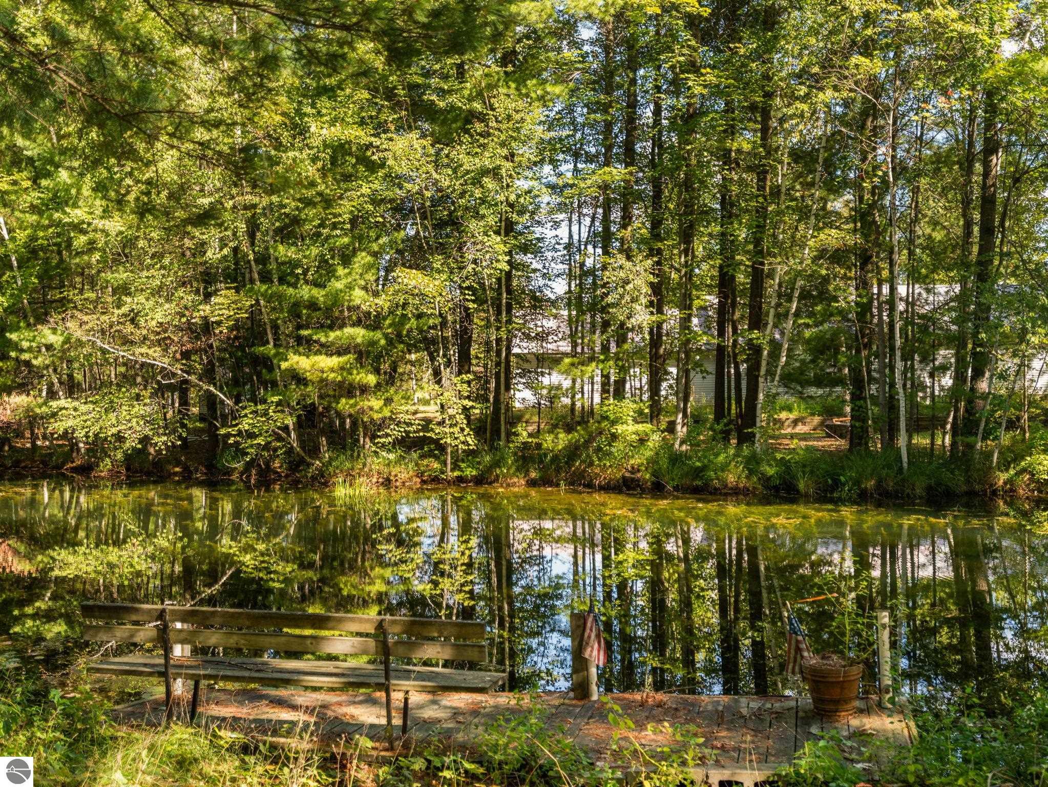 7283 NE County Road 612
