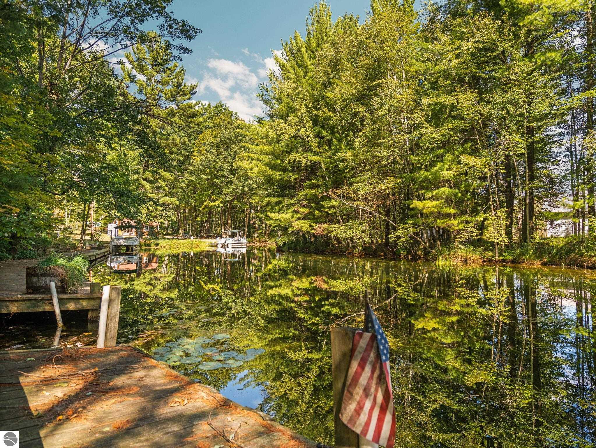 7283 NE County Road 612
