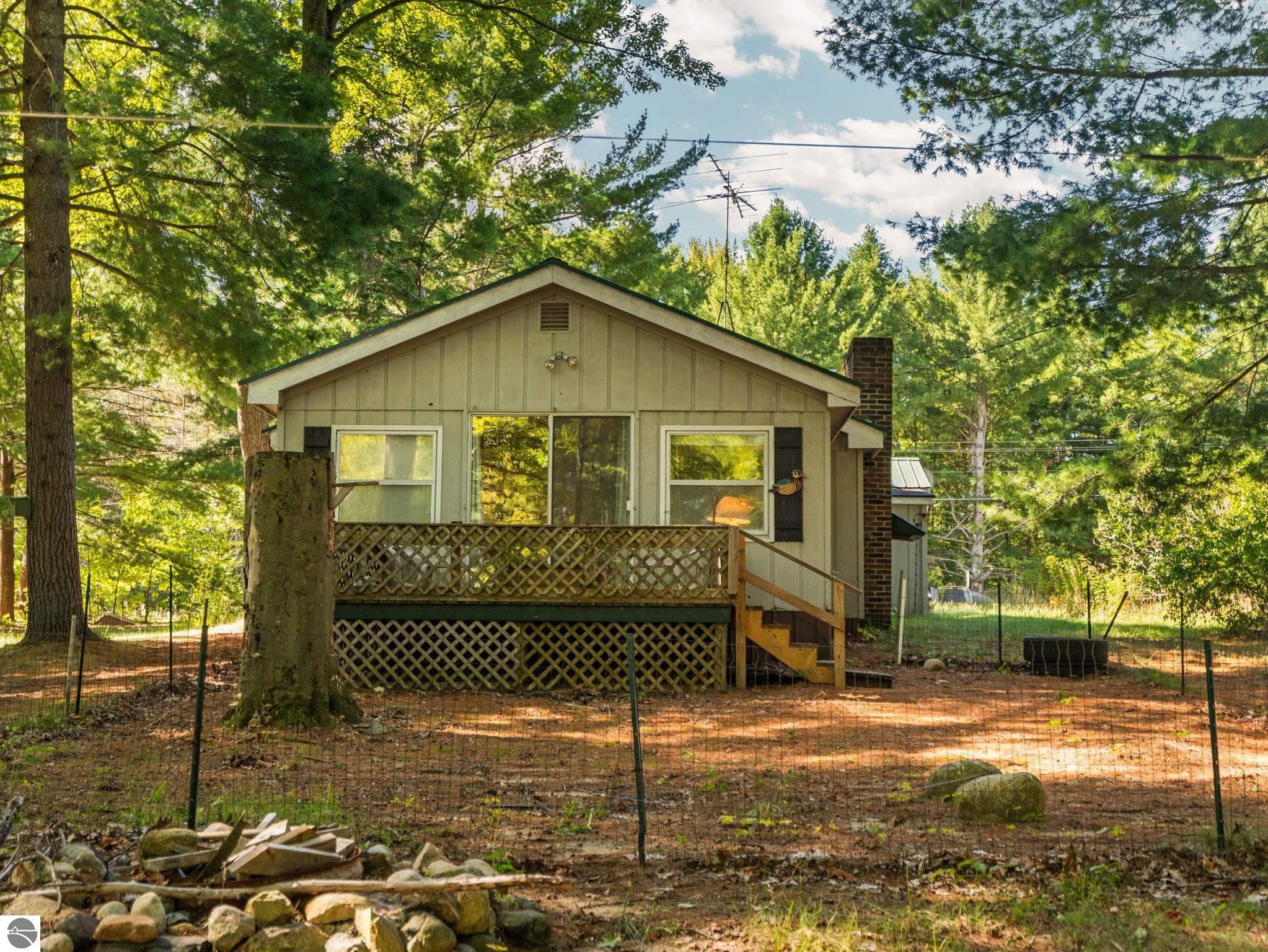 7283 NE County Road 612