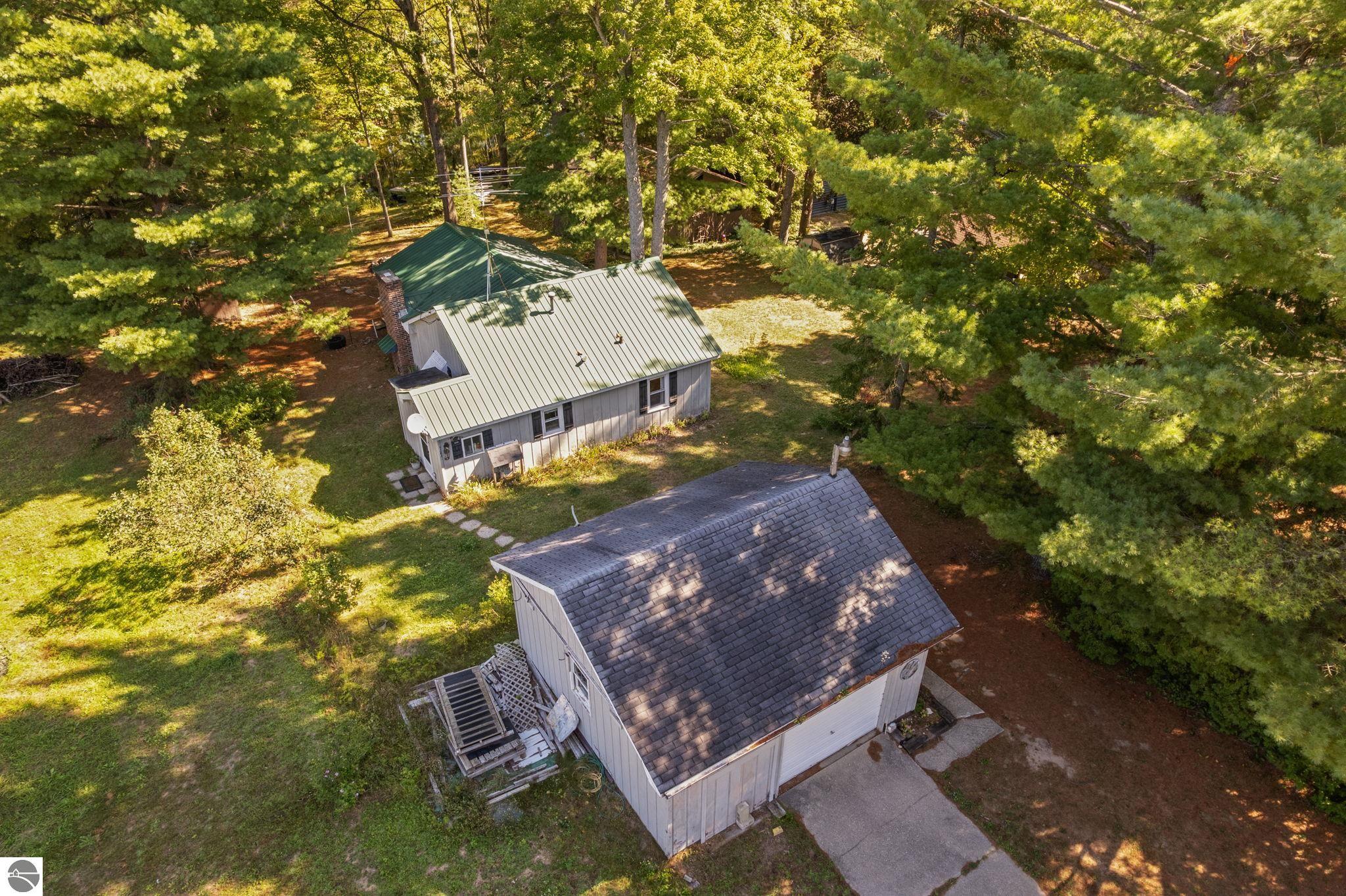 7283 NE County Road 612