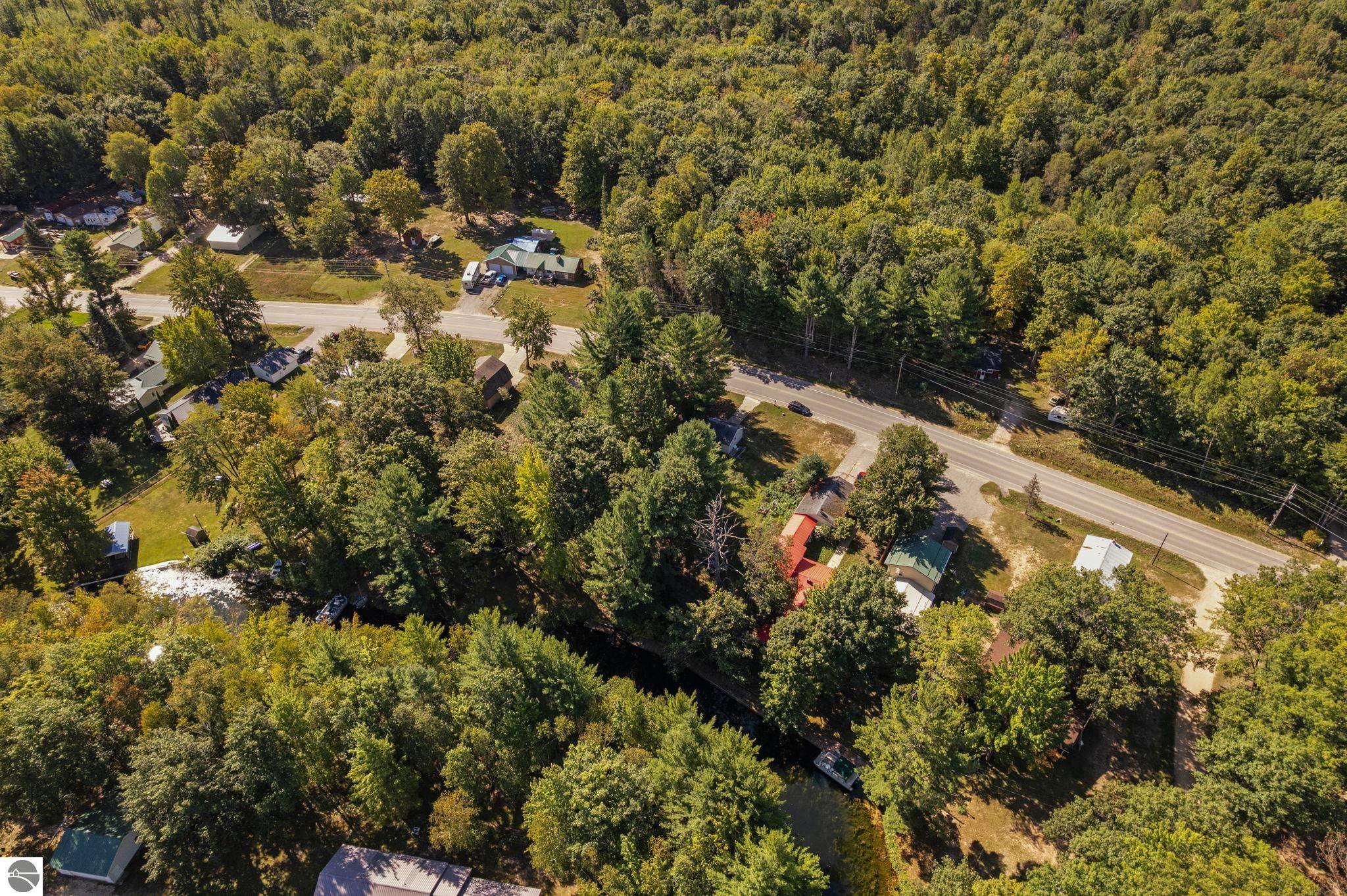 7283 NE County Road 612