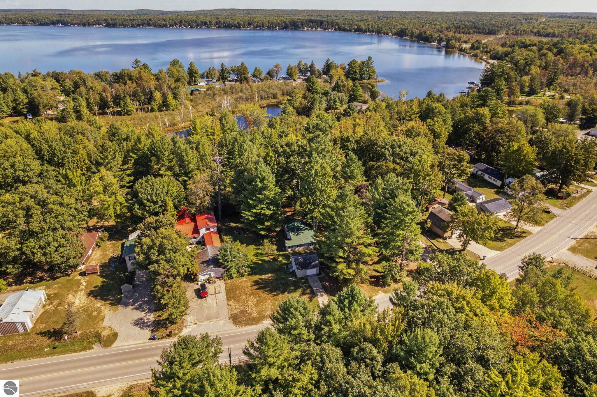7283 NE County Road 612