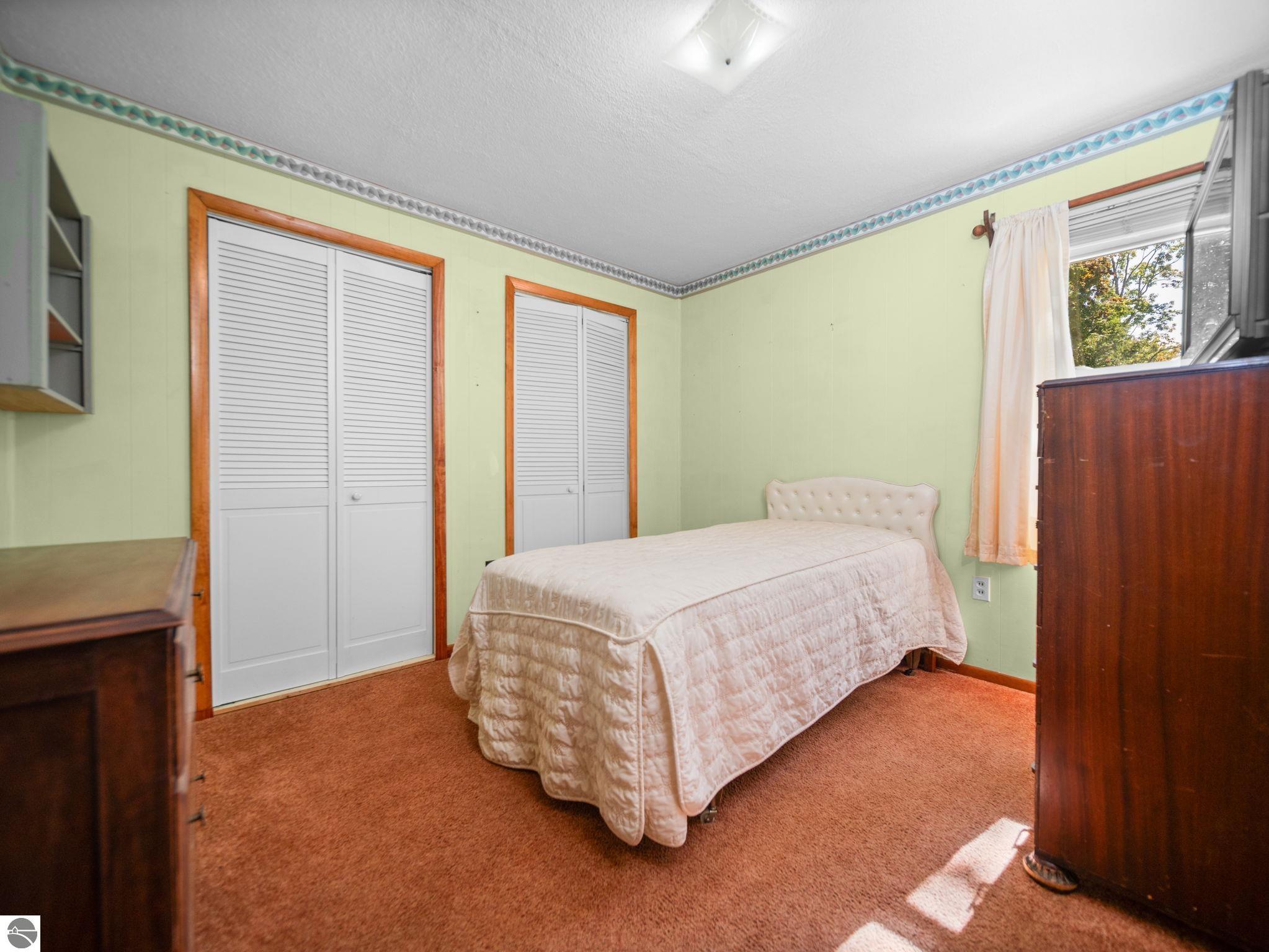 7283 NE County Road 612