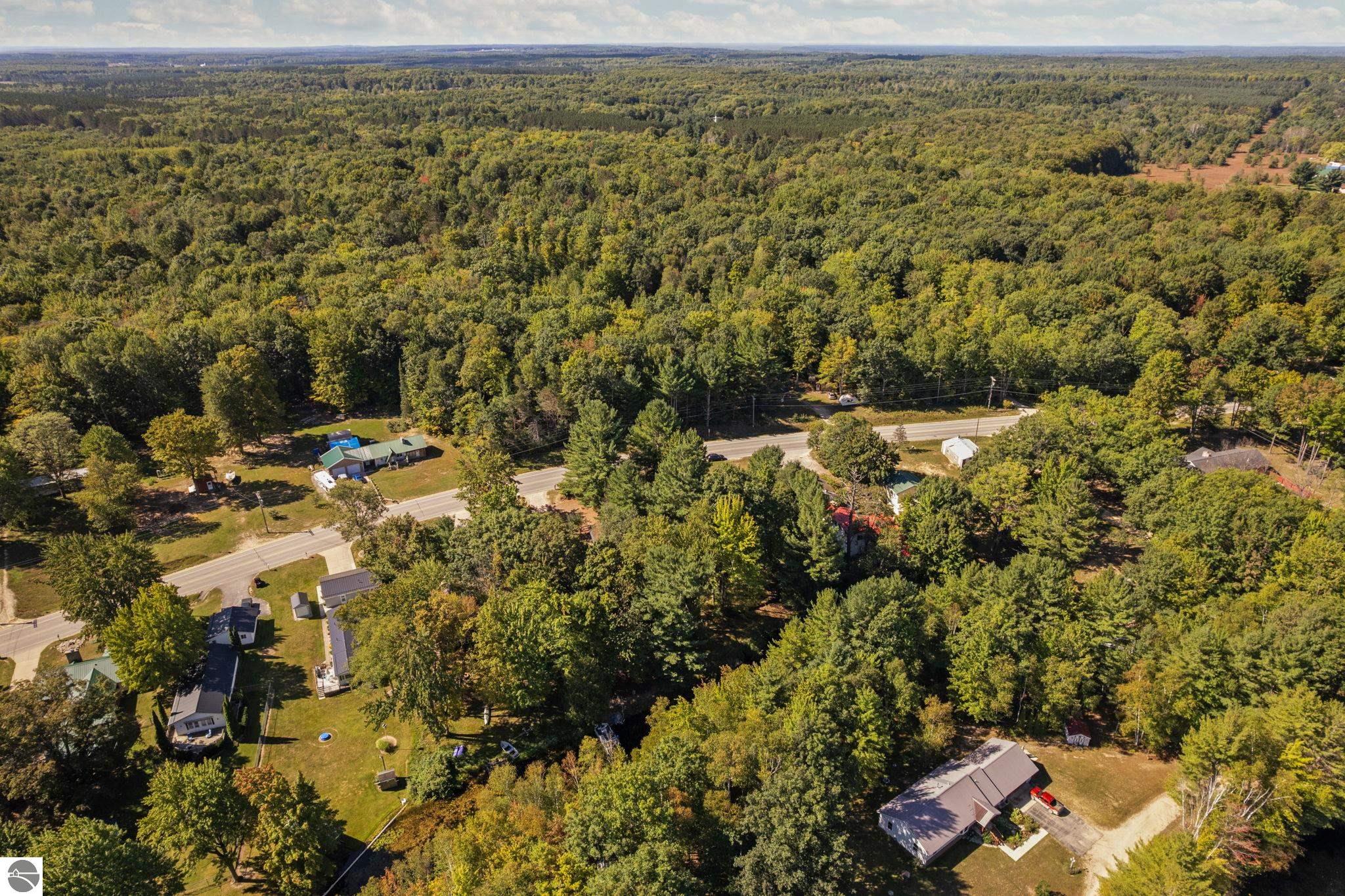 7283 NE County Road 612