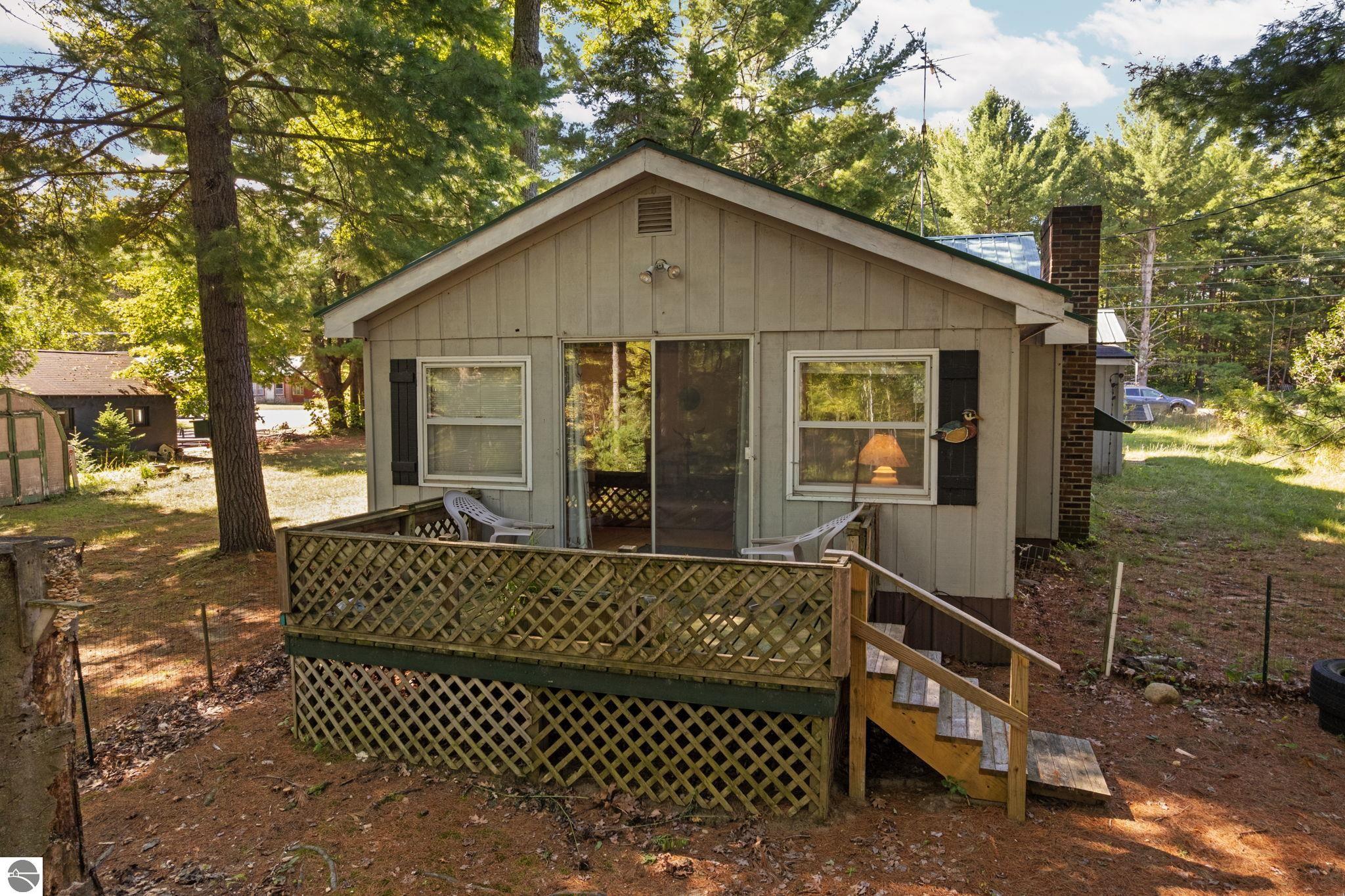 7283 NE County Road 612