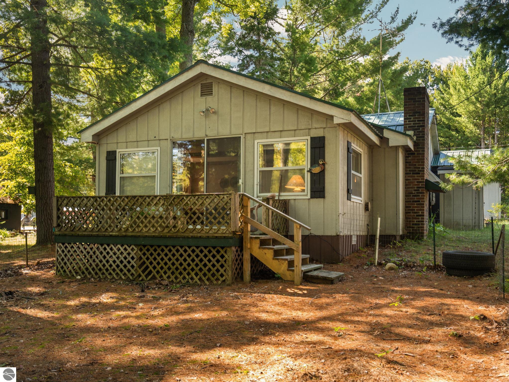 7283 NE County Road 612