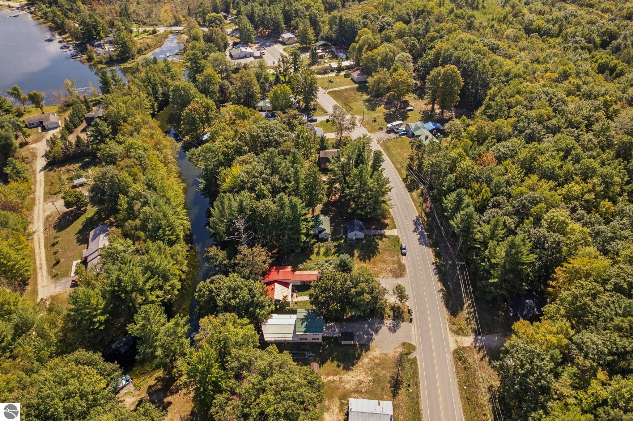 7283 NE County Road 612