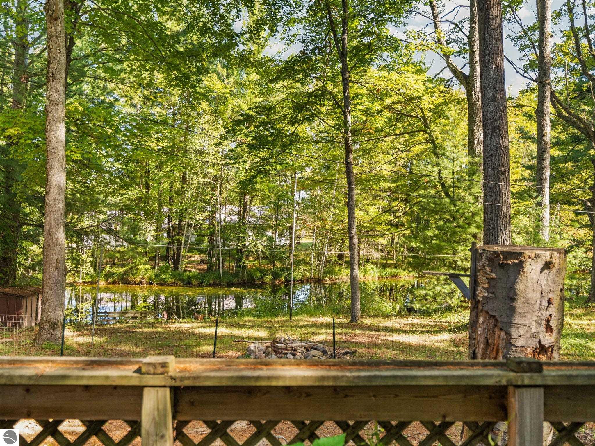 7283 NE County Road 612