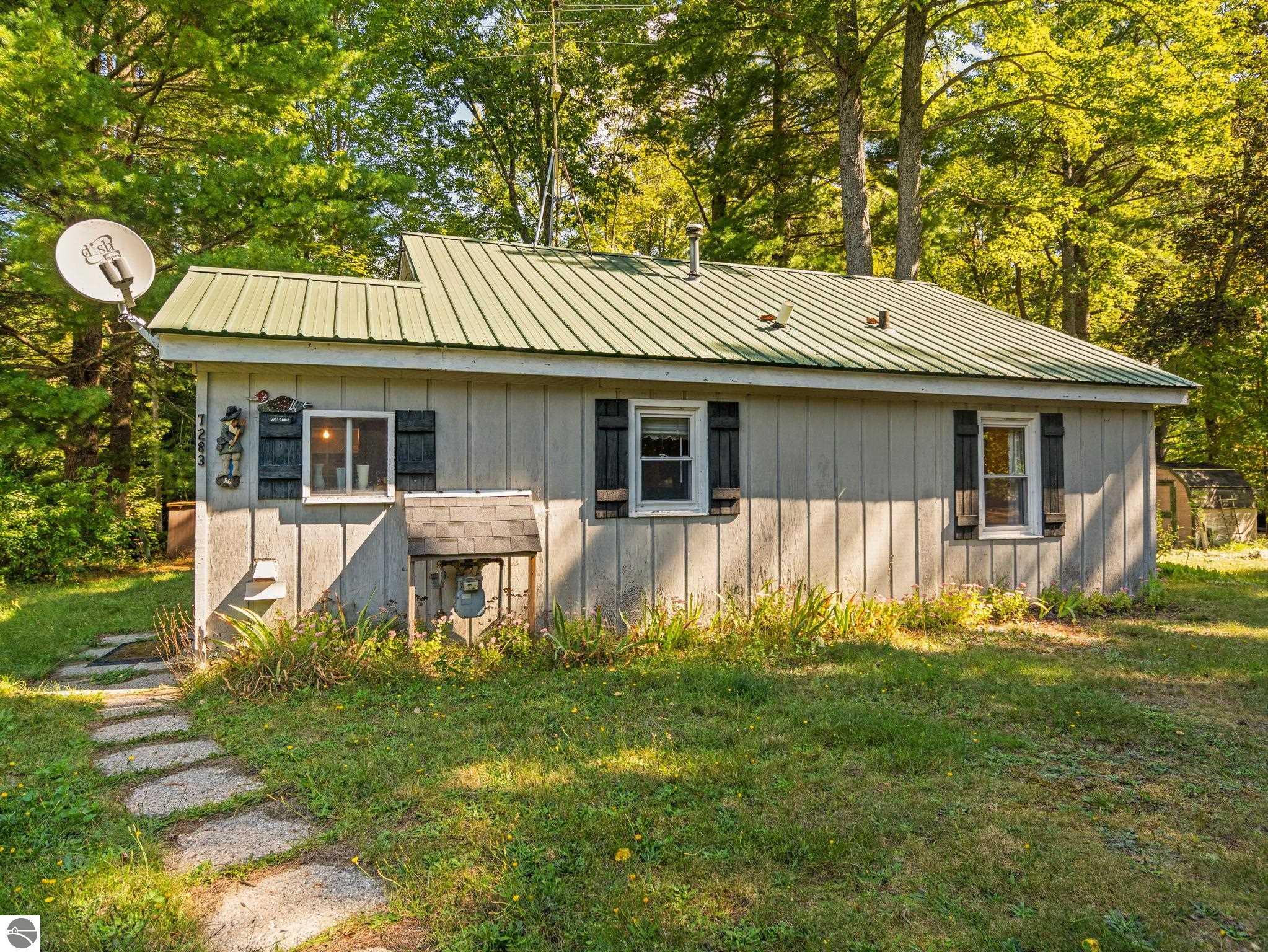 7283 NE County Road 612