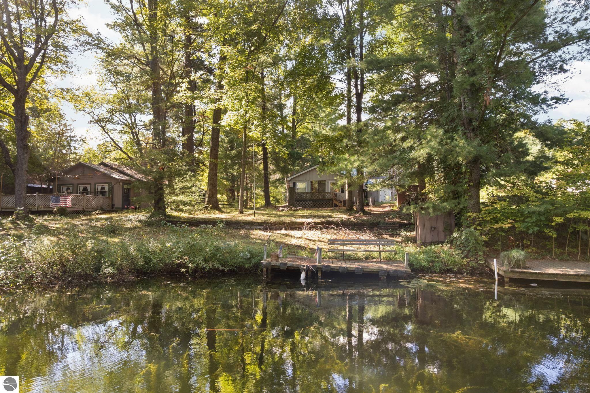 7283 NE County Road 612