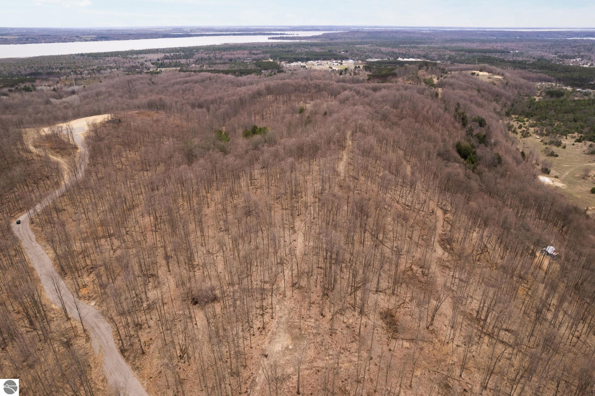 26.32 Acres Retreats Way