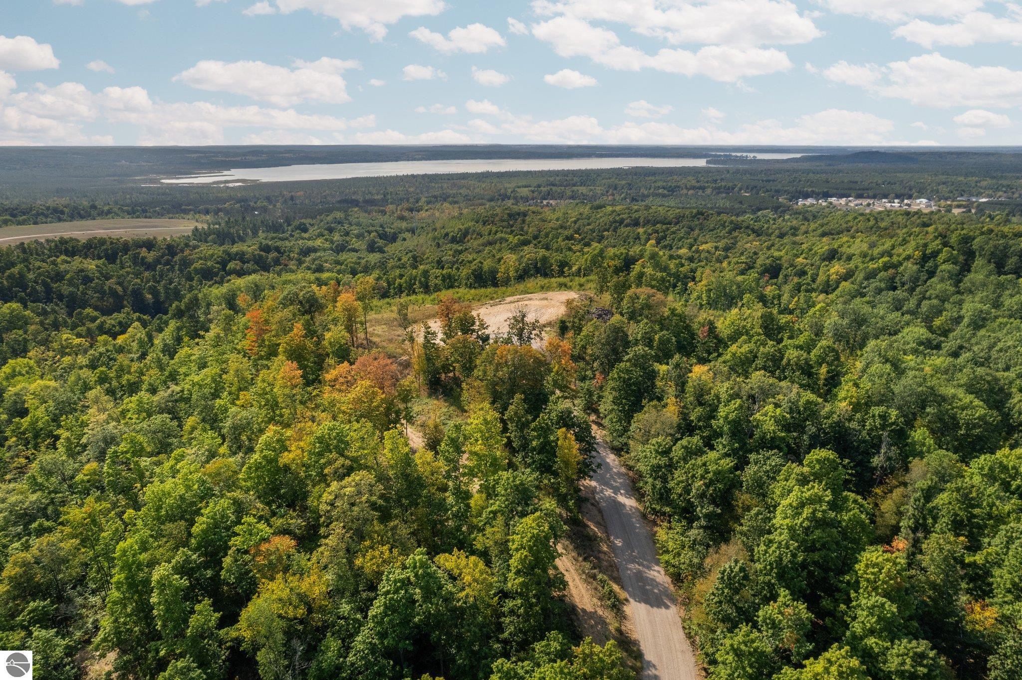 26.32 Acres Retreats Way