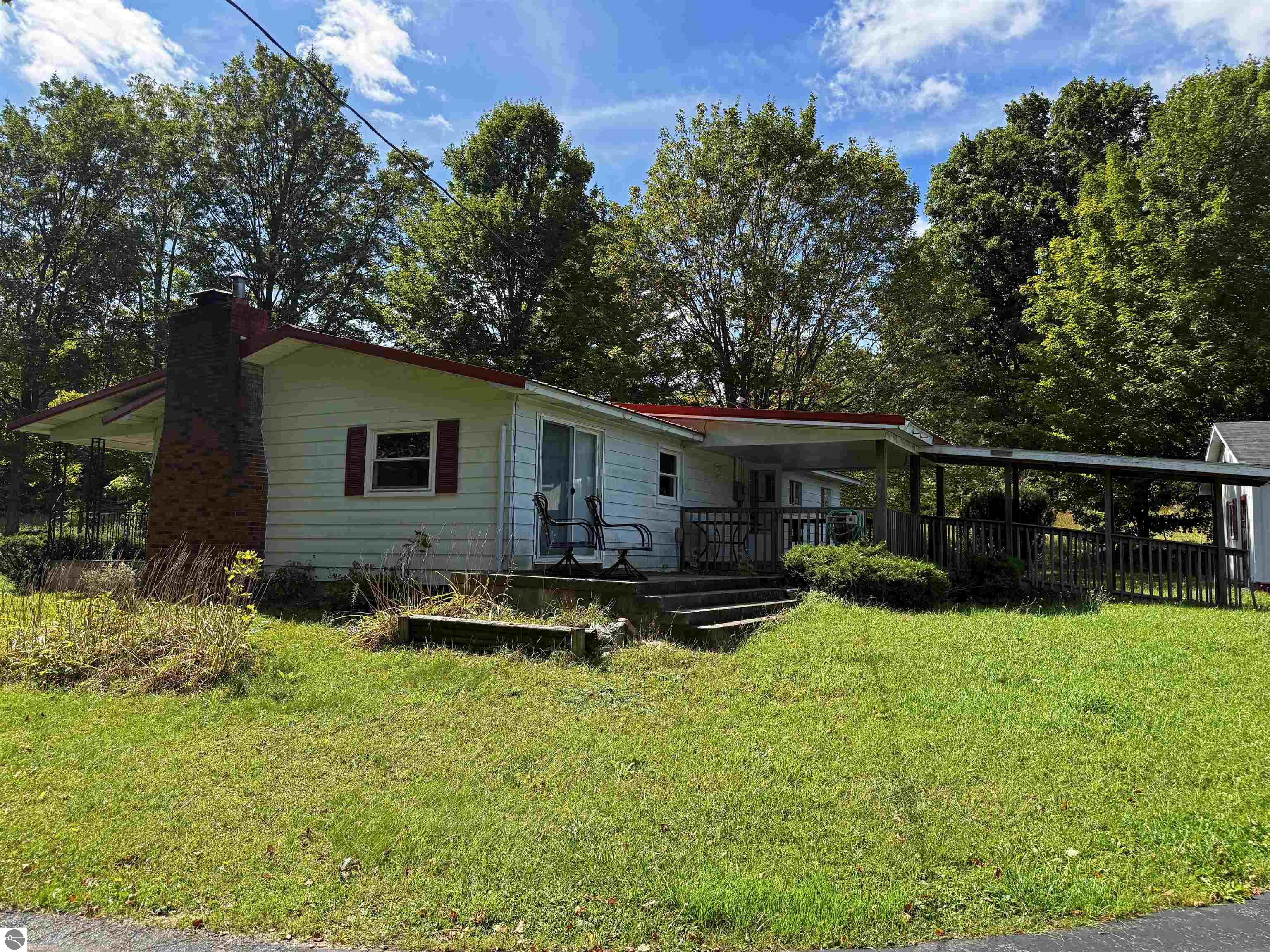 1783 SE W Sharon Road