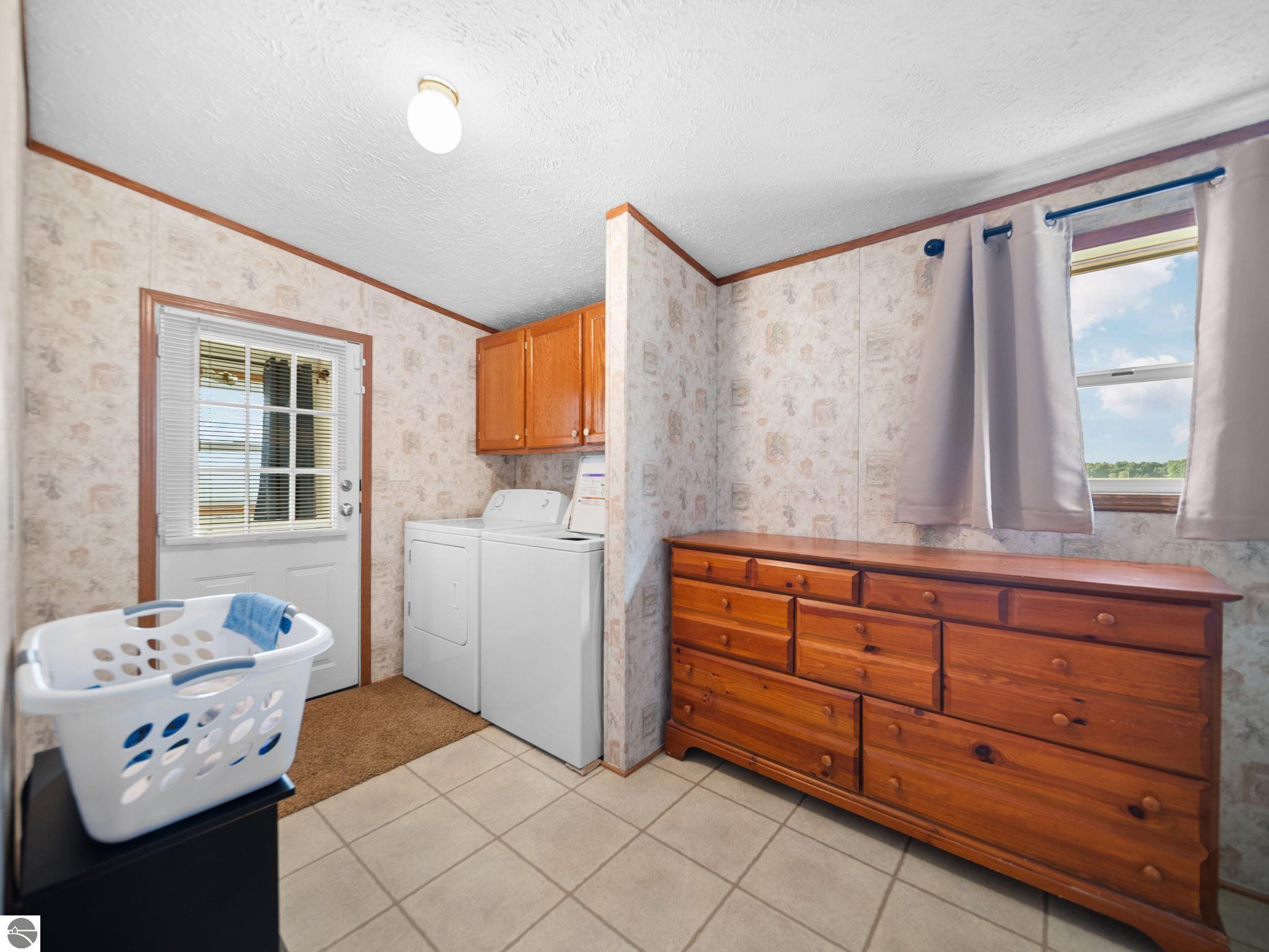 5777 W Elliott Road