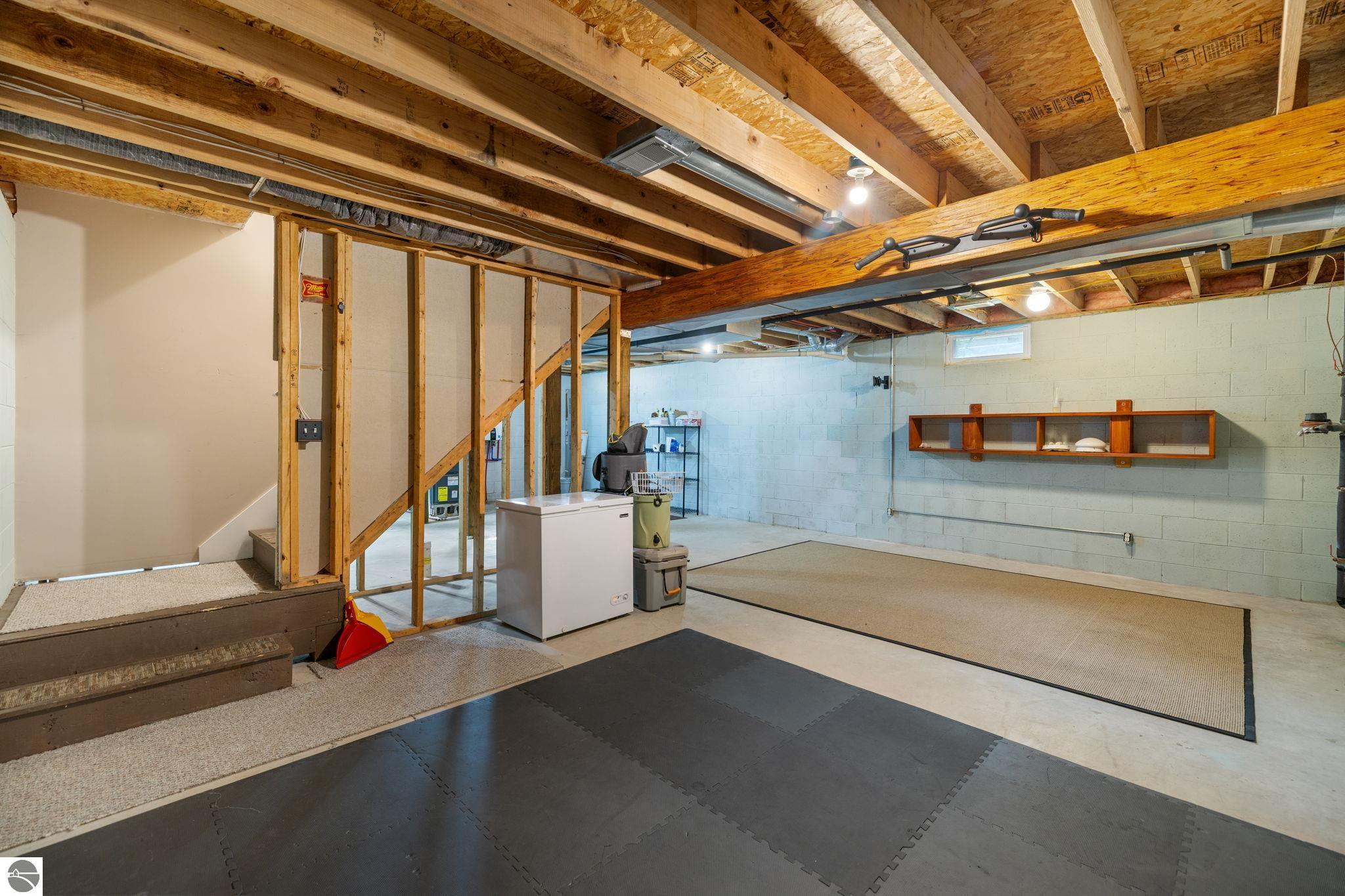 806 Indian Trail