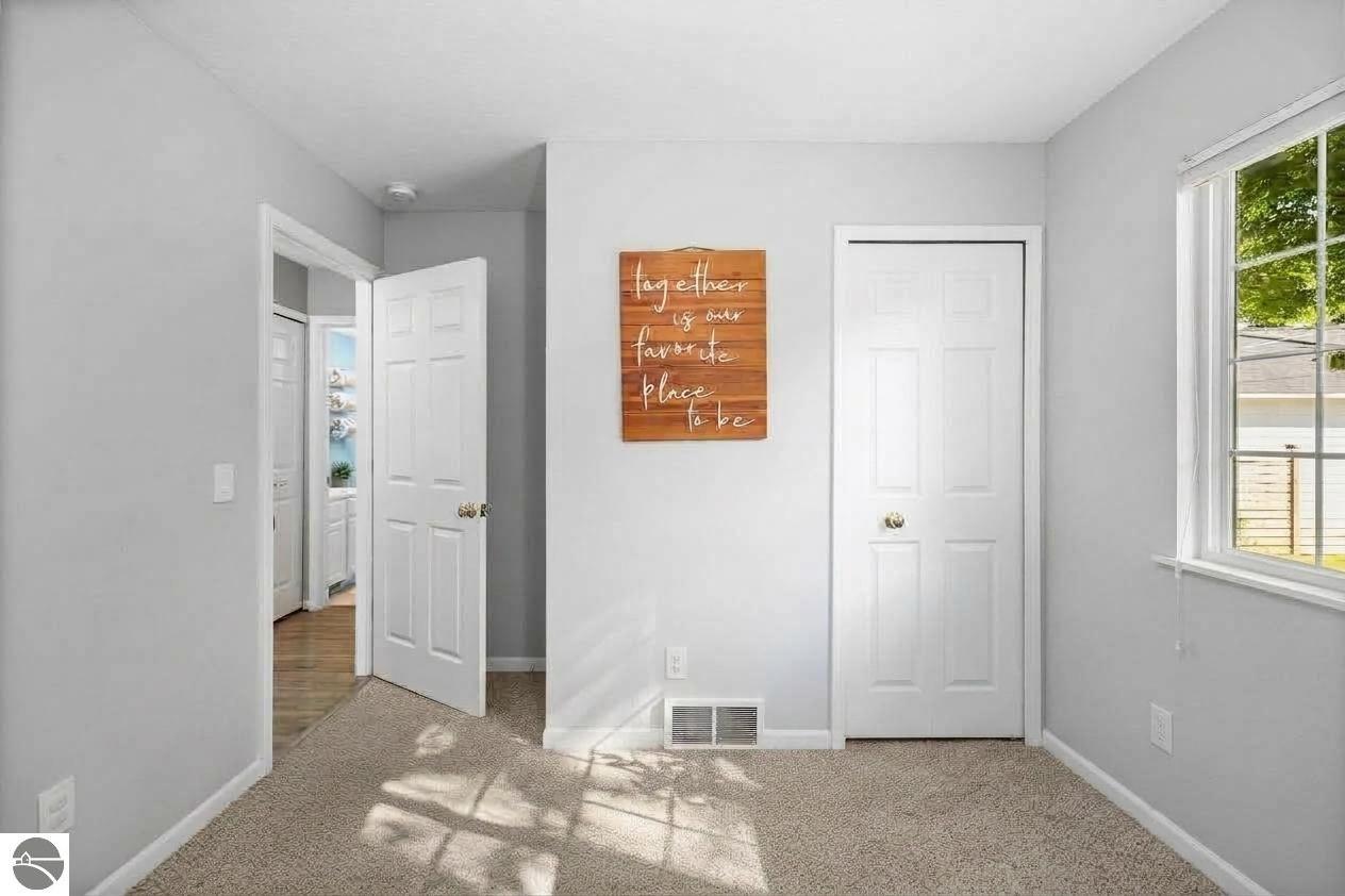 806 Indian Trail