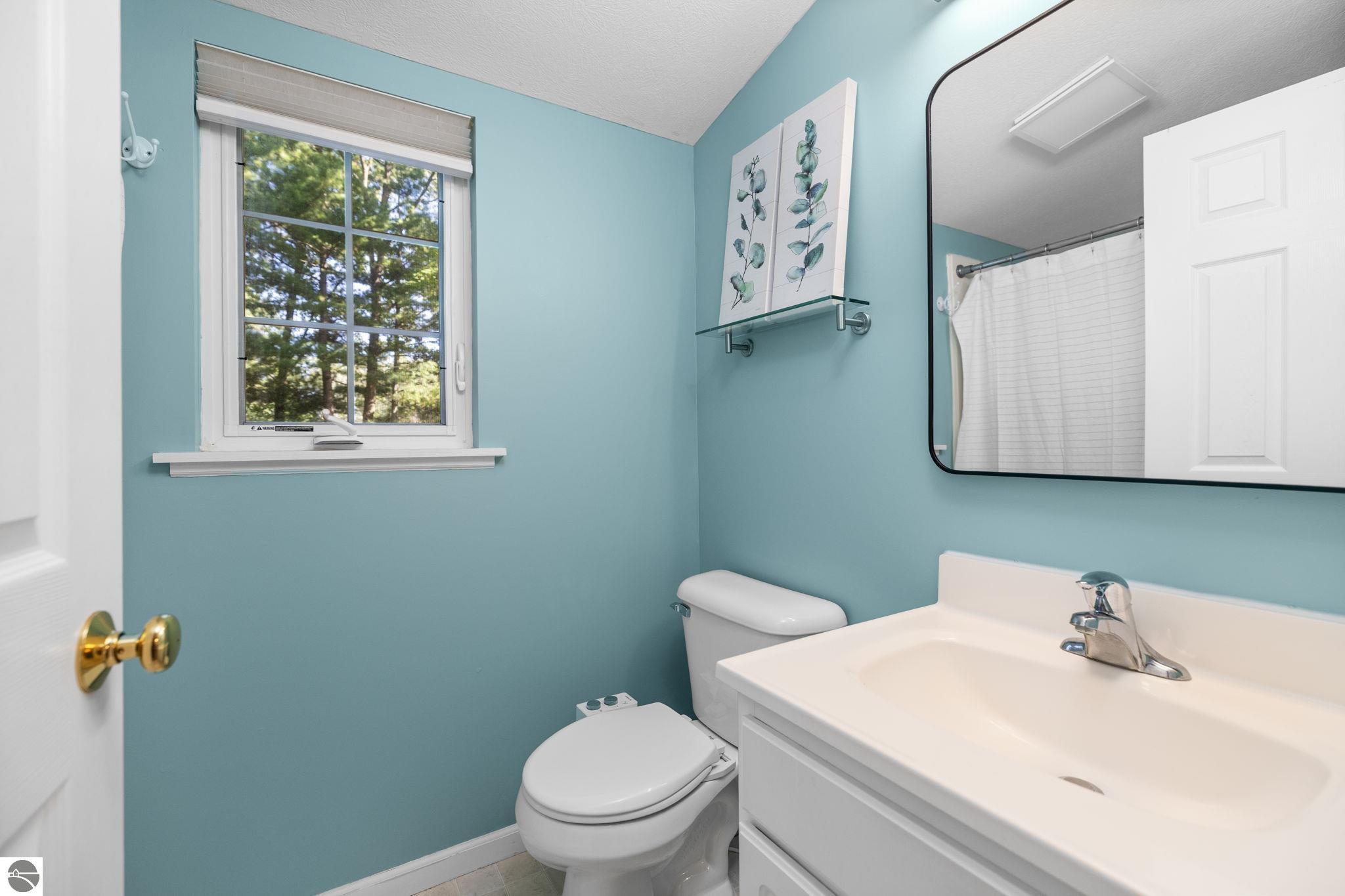 806 Indian Trail