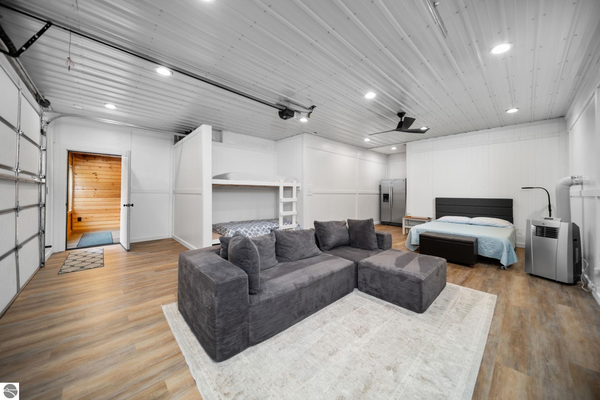 11663 SE Blueberry Trail