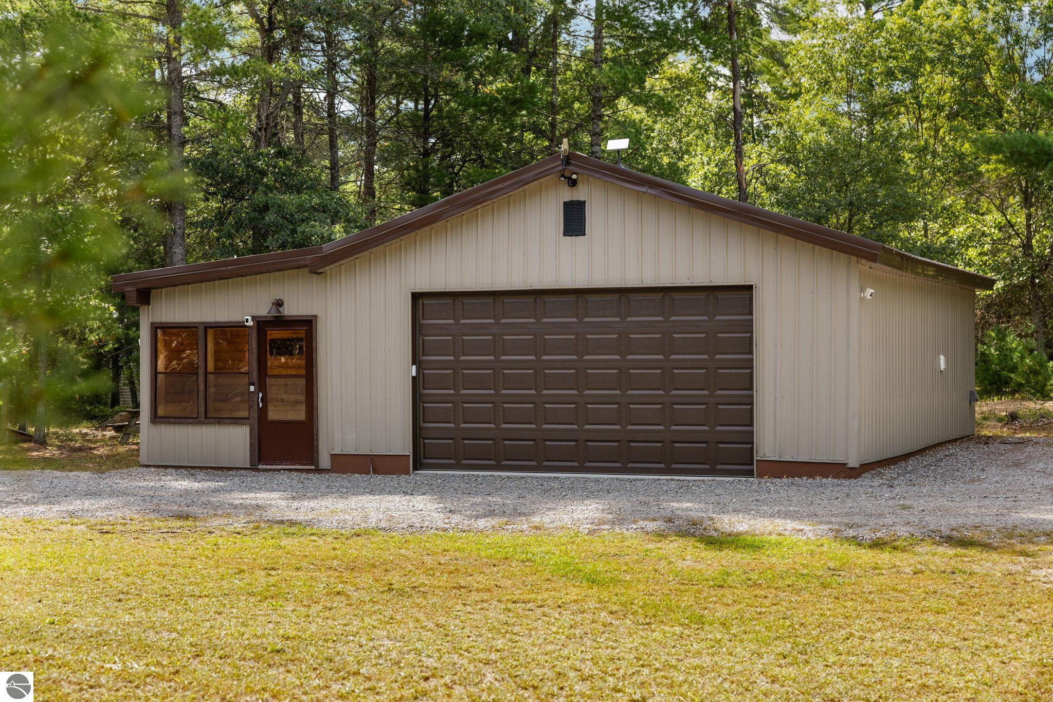 11663 SE Blueberry Trail