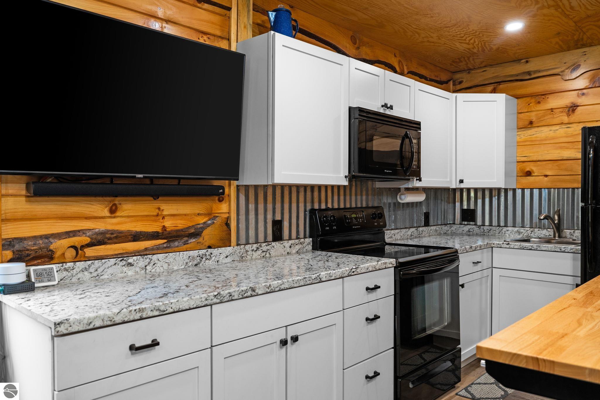 11663 SE Blueberry Trail