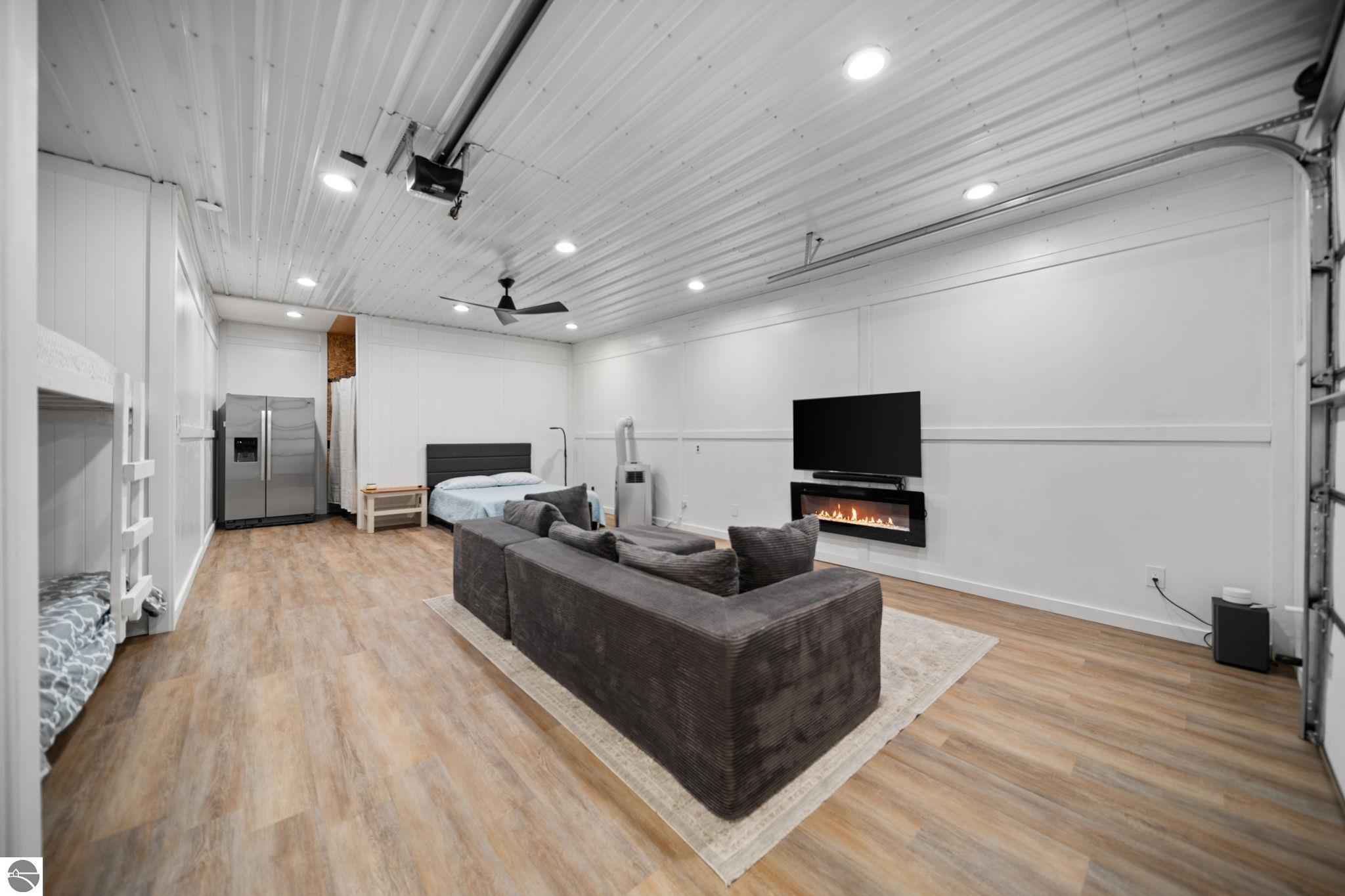 11663 SE Blueberry Trail