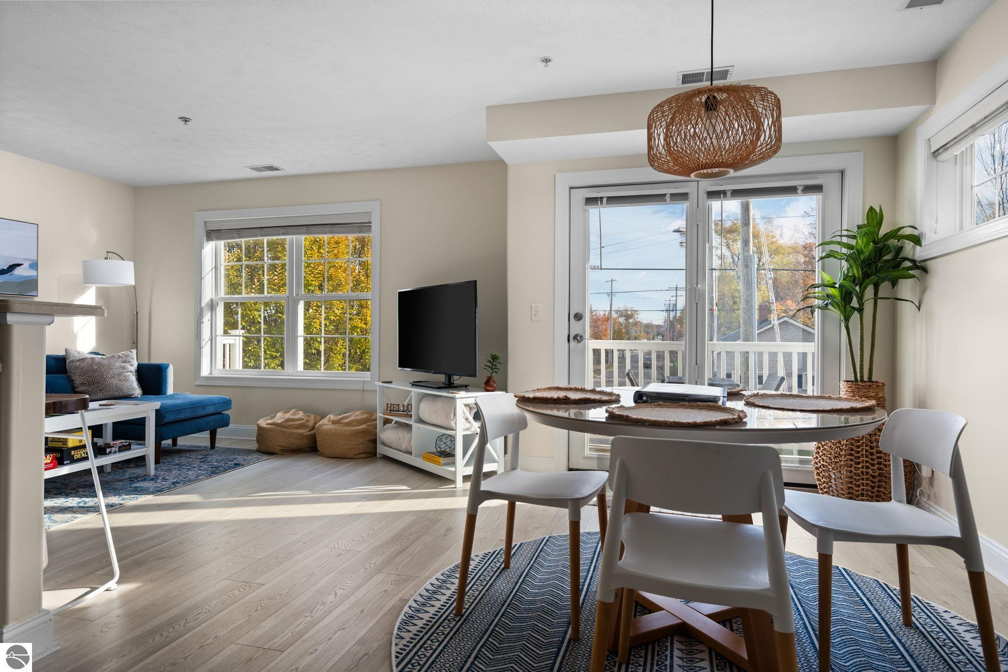 100 Hope Street # 210 Unit: #210