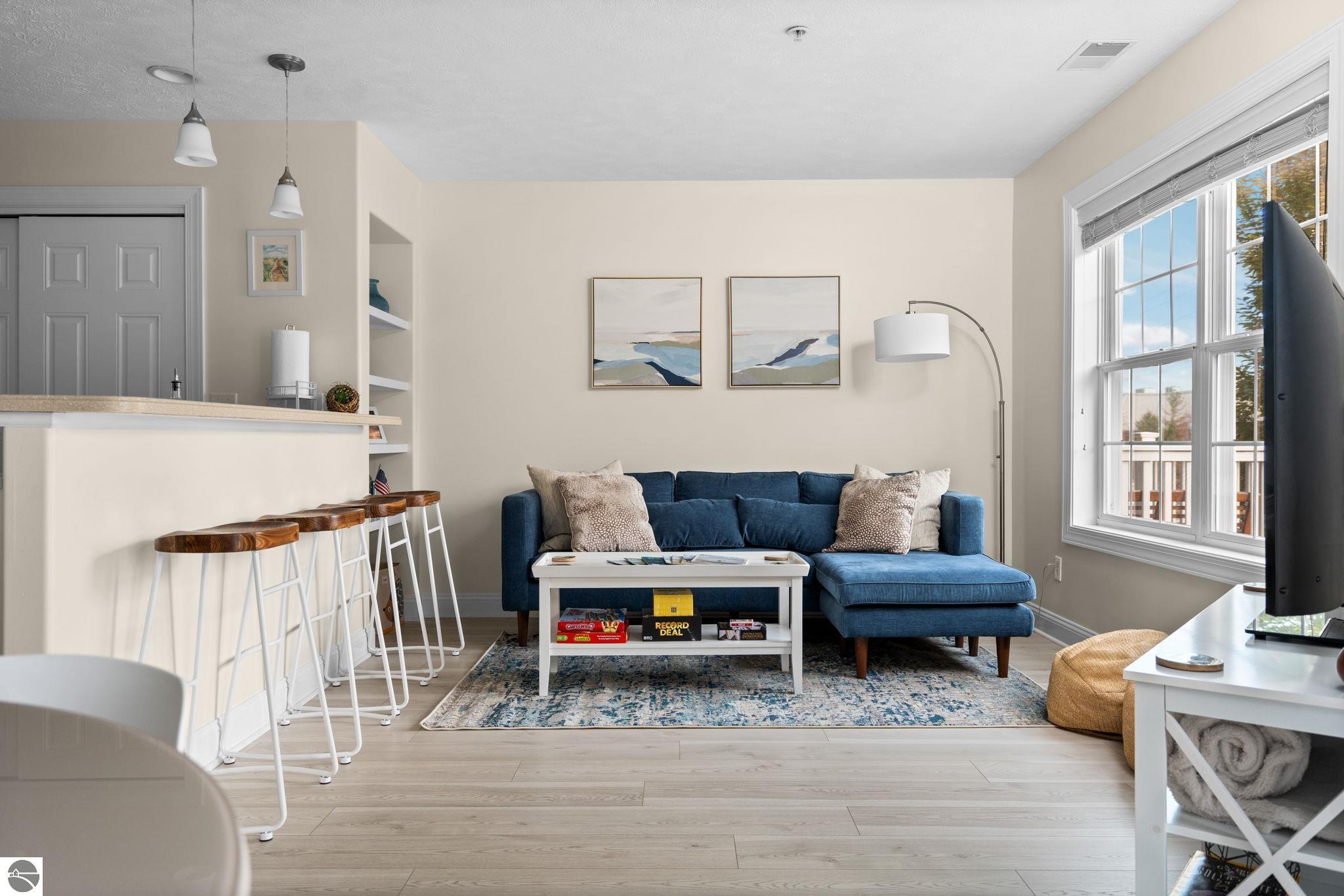 100 Hope Street # 210 Unit: #210